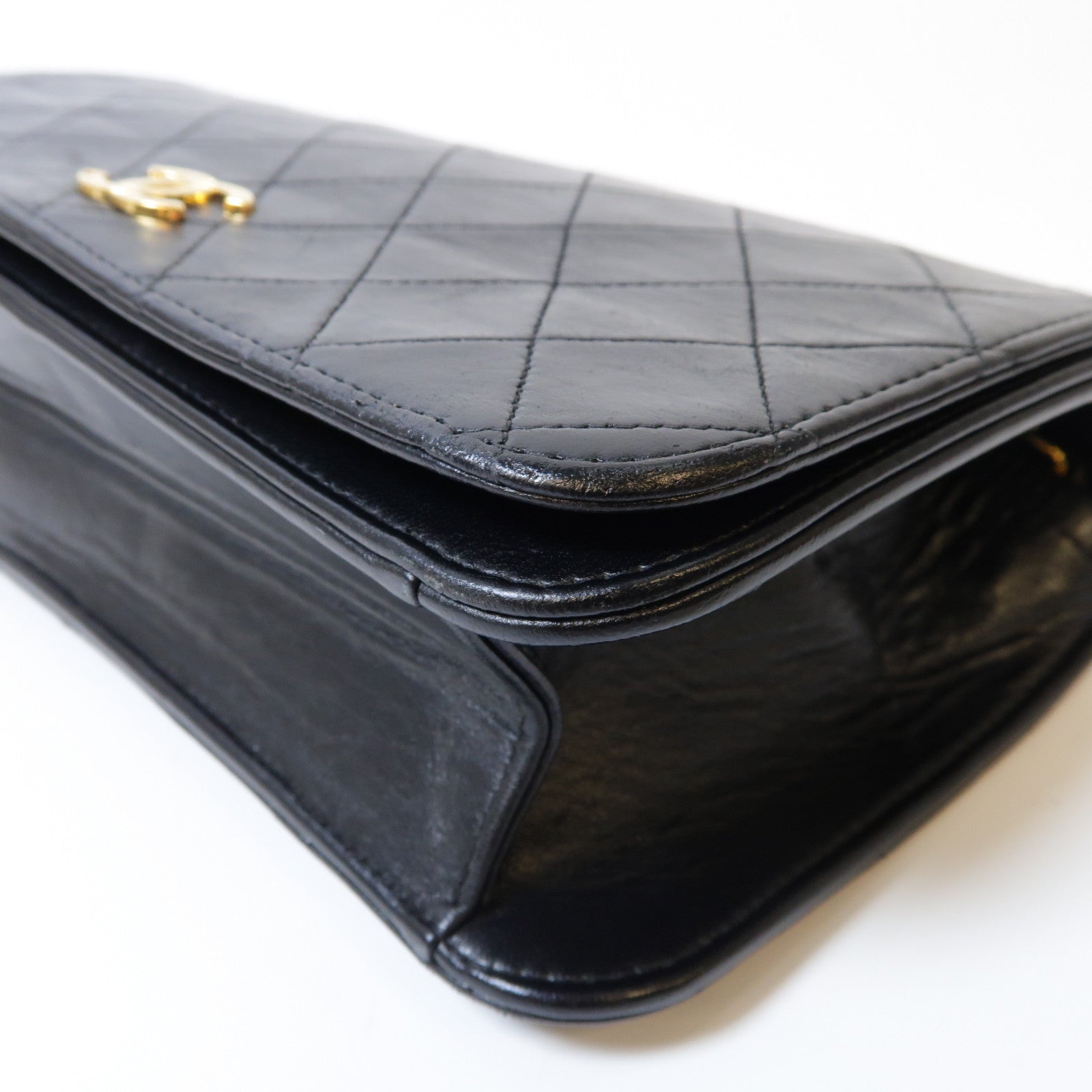 CHANEL **【激減優惠】菱格牛皮皮革Shoulder Bag金扣鏈帶肩背袋黑色