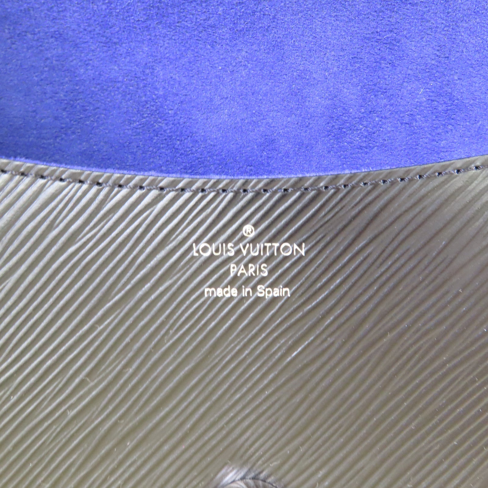 LOUIS VUITTON Epi Buci Shoulder Bag銀扣肩背袋黑色