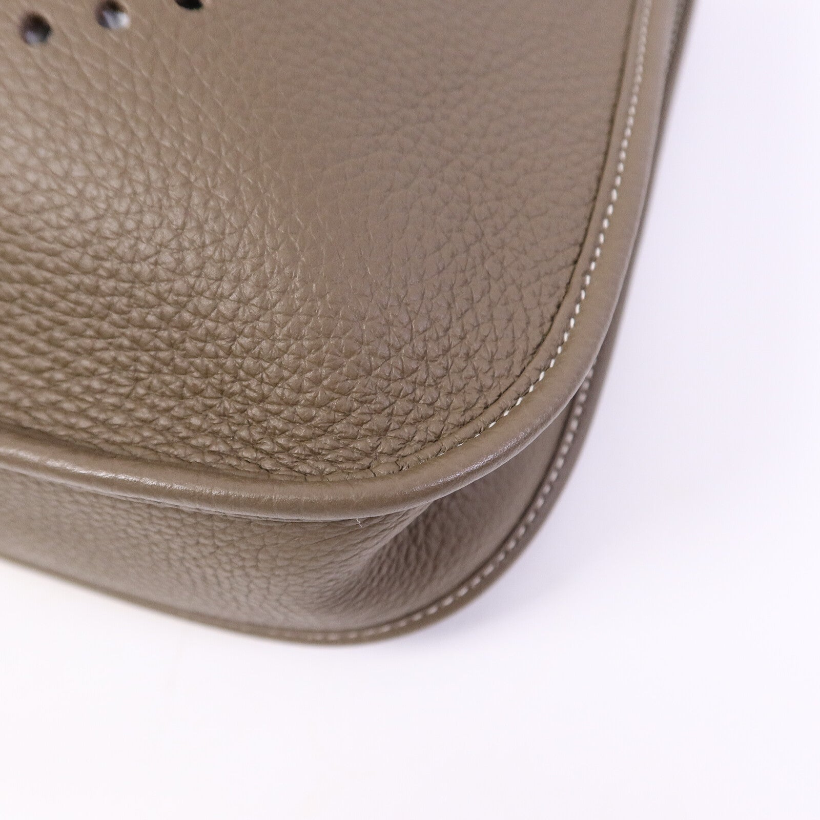 HERMES Clemence皮革Evelyne PM肩背袋Etoupe