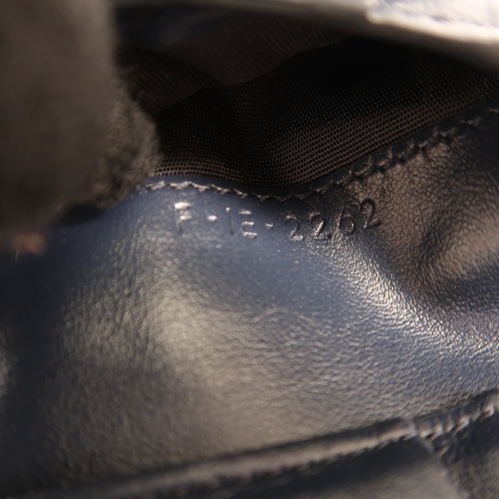 CELINE 牛皮皮革Bi-Fold Wallet錢包