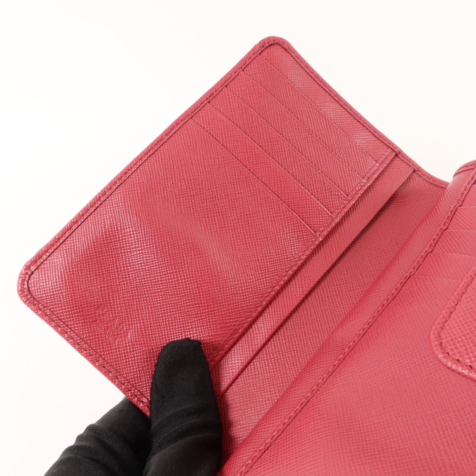 PRADA Saffiano皮革Bifold Wallet錢包
