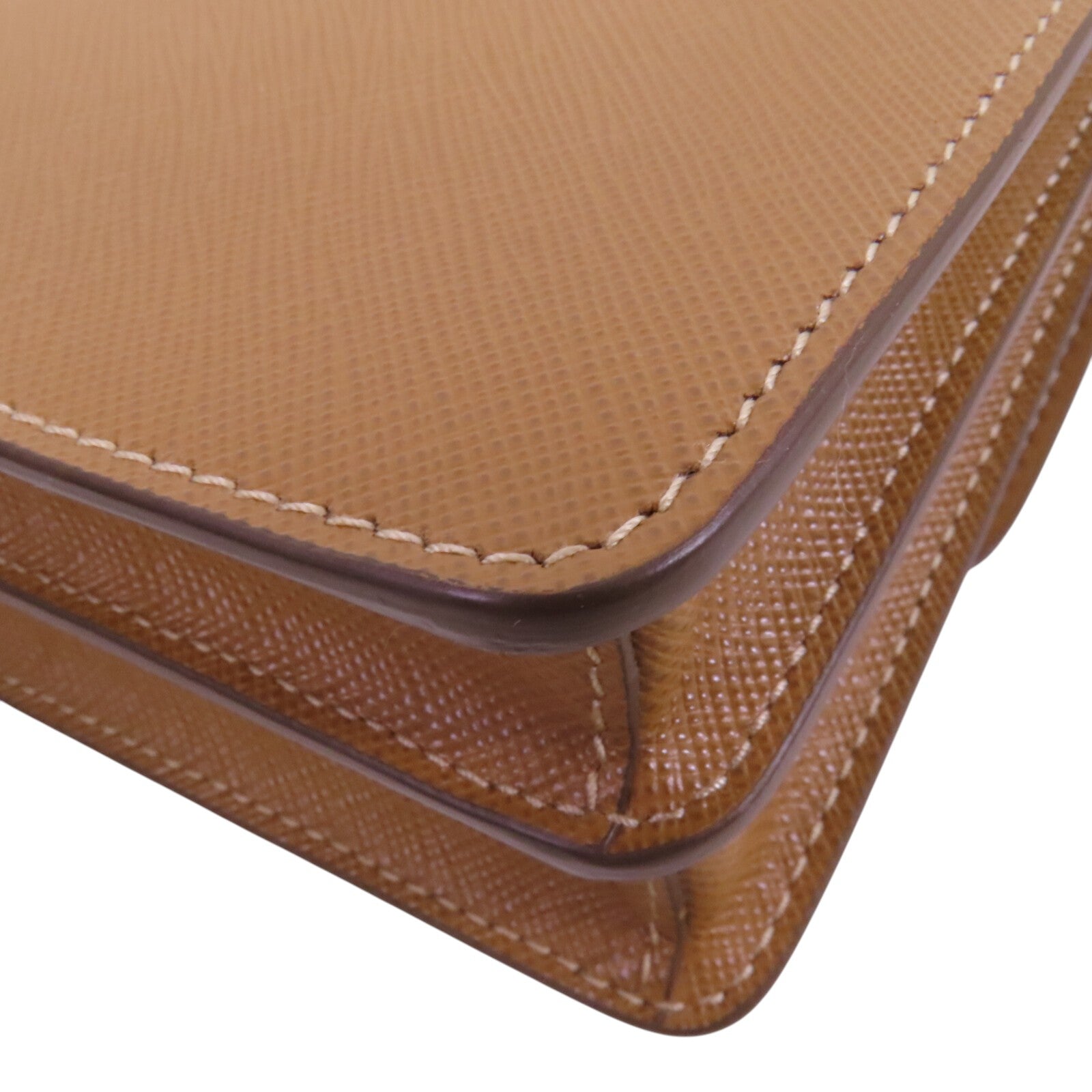 PRADA Saffiano皮革Mini Saffiano金扣肩背袋