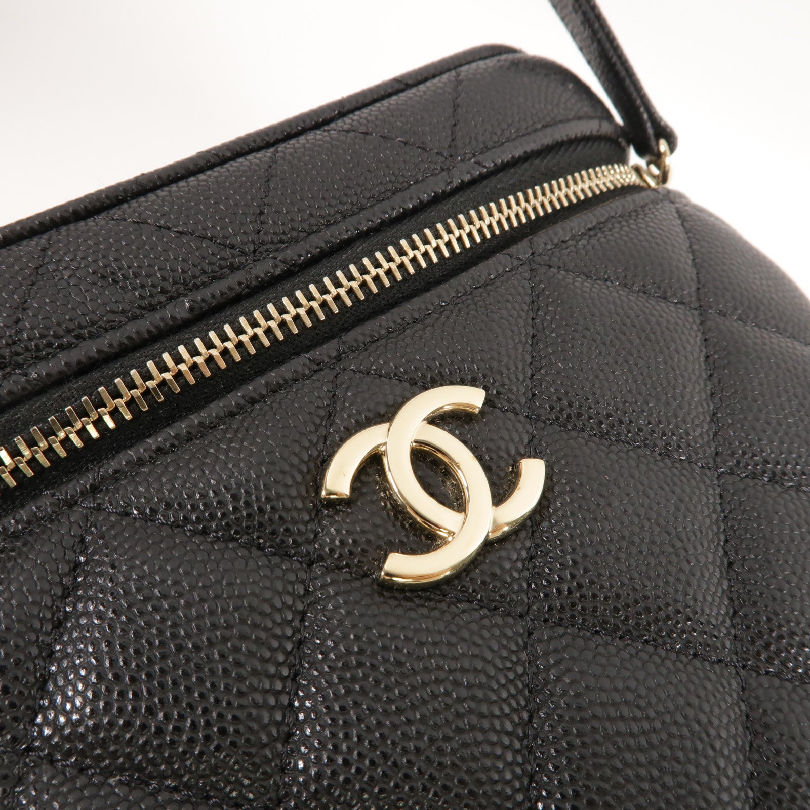 CHANEL 牛皮皮革Vanity Case鏈帶肩背袋