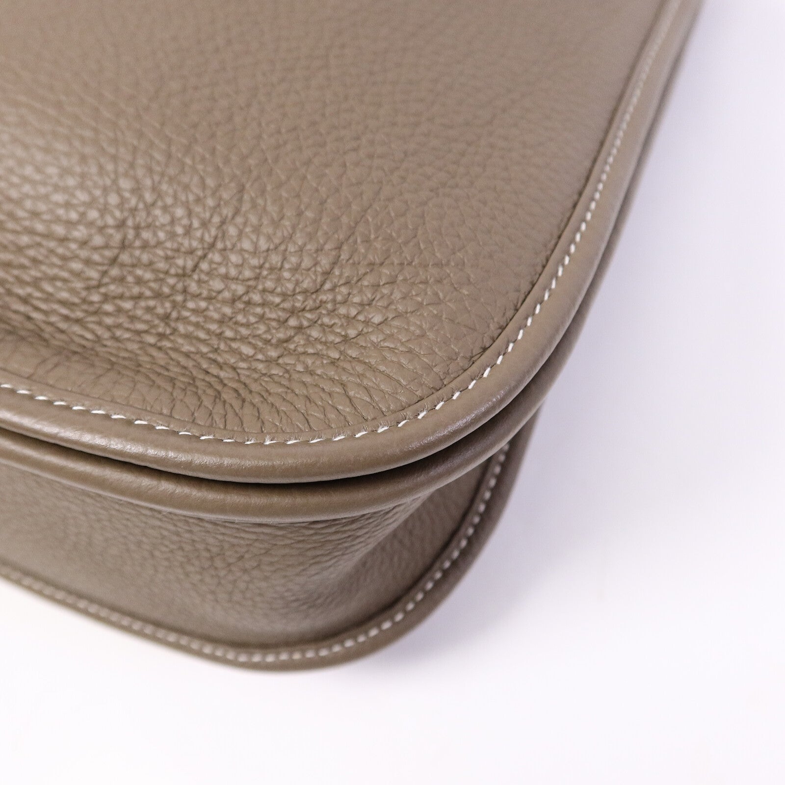 HERMES Clemence皮革Evelyne PM肩背袋Etoupe