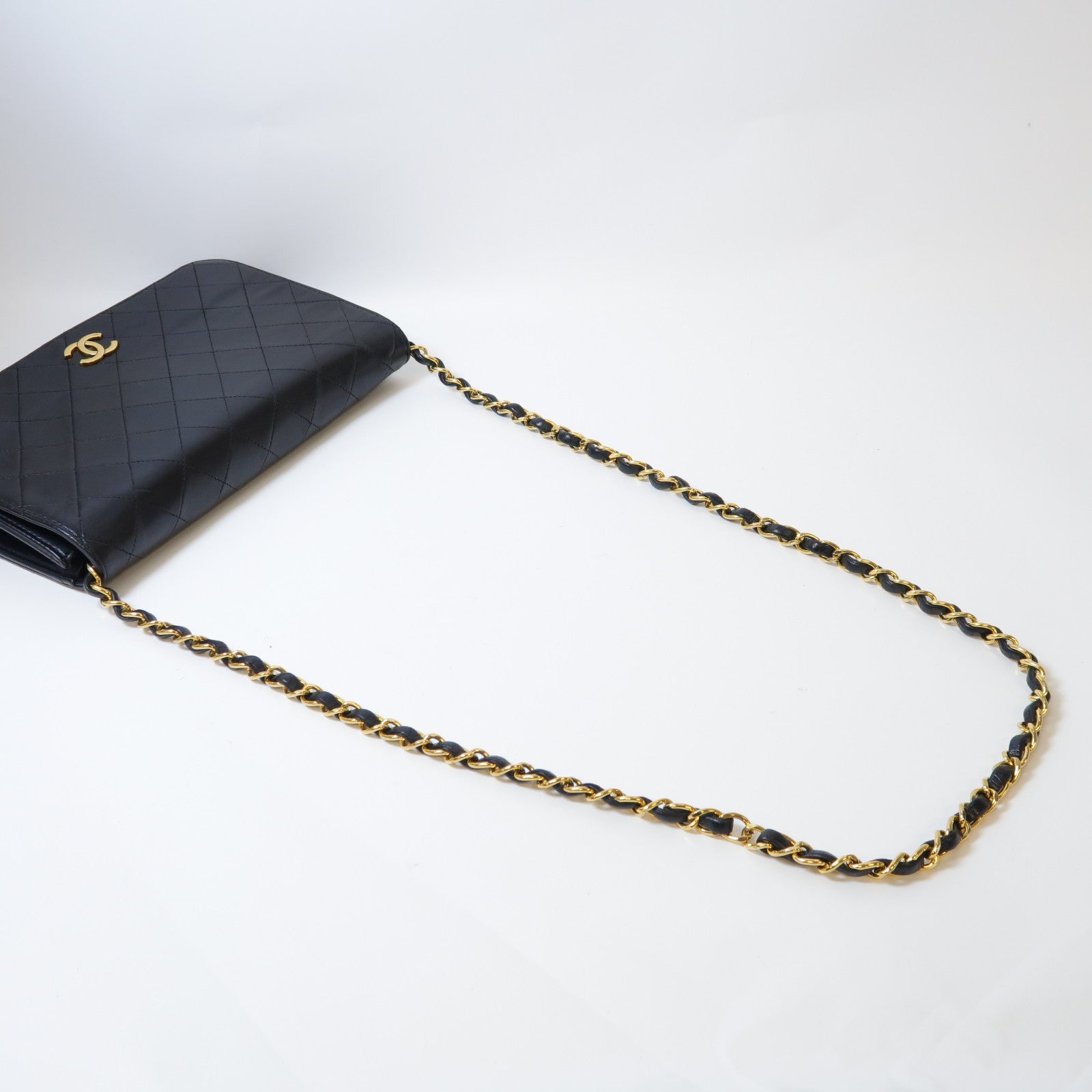 CHANEL **【激減優惠】菱格牛皮皮革Shoulder Bag金扣鏈帶肩背袋黑色