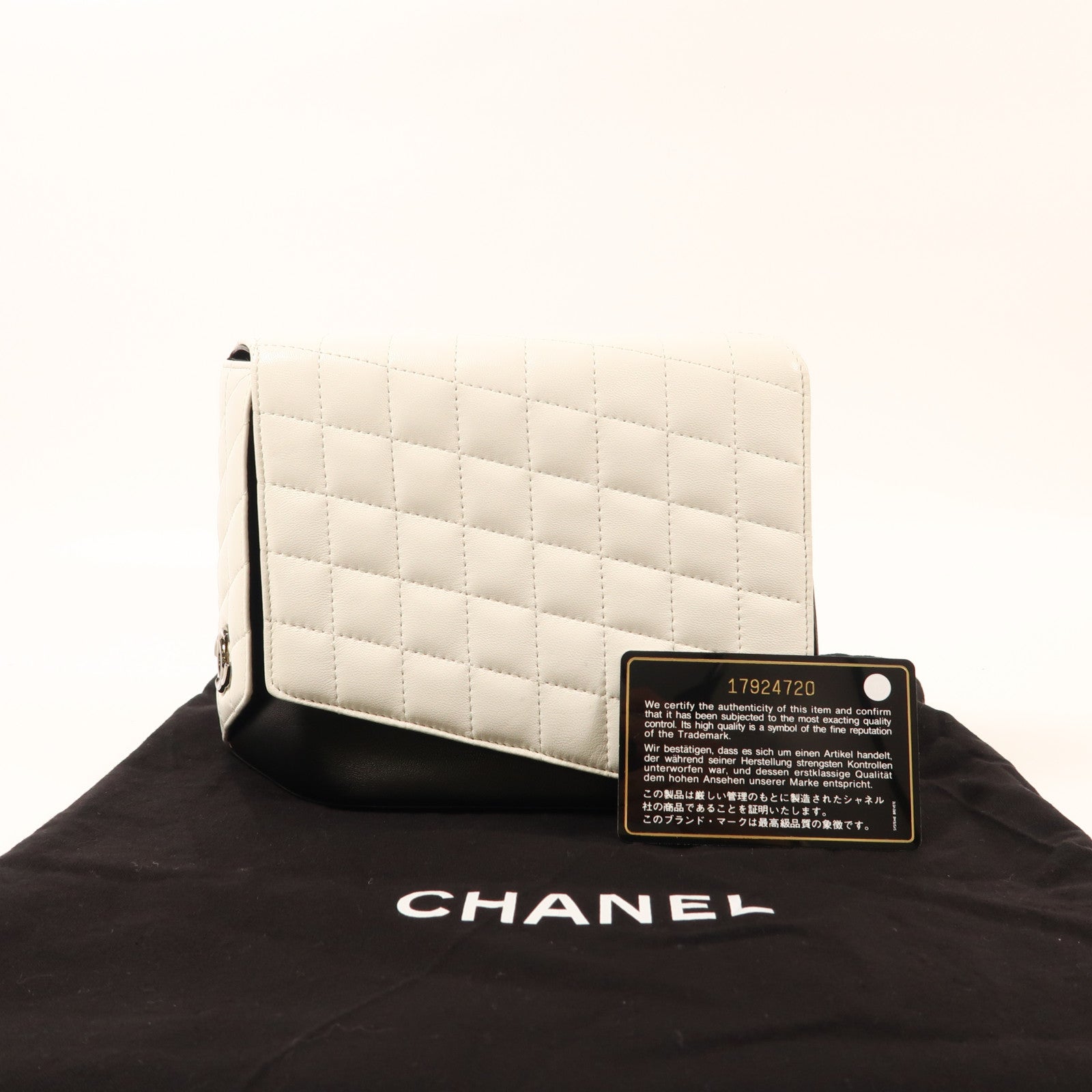 CHANEL 【激減優惠】羊皮皮革Handbag銀扣手拿包