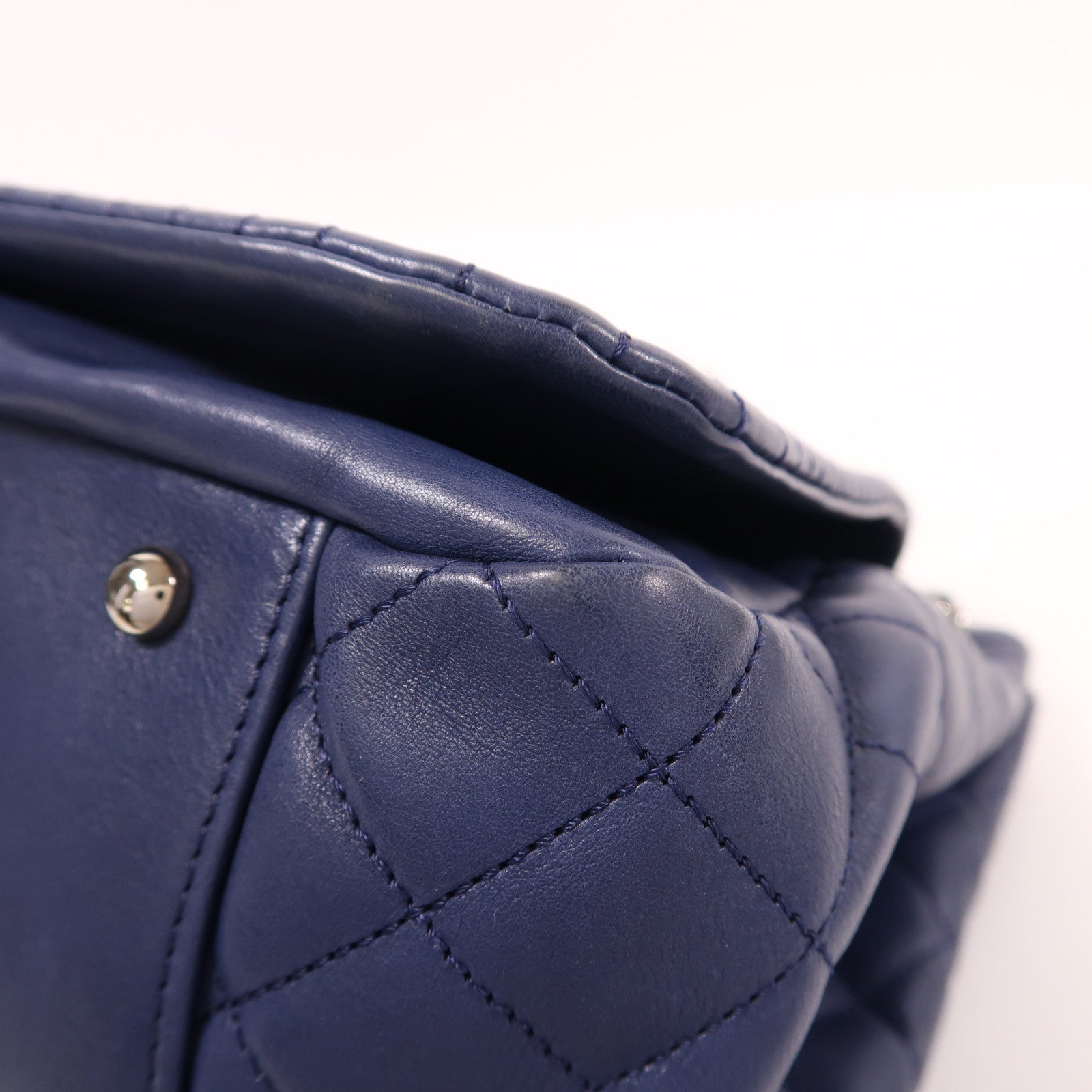 CHANEL 牛皮皮革Shoulder Bag銀扣鏈帶肩背袋