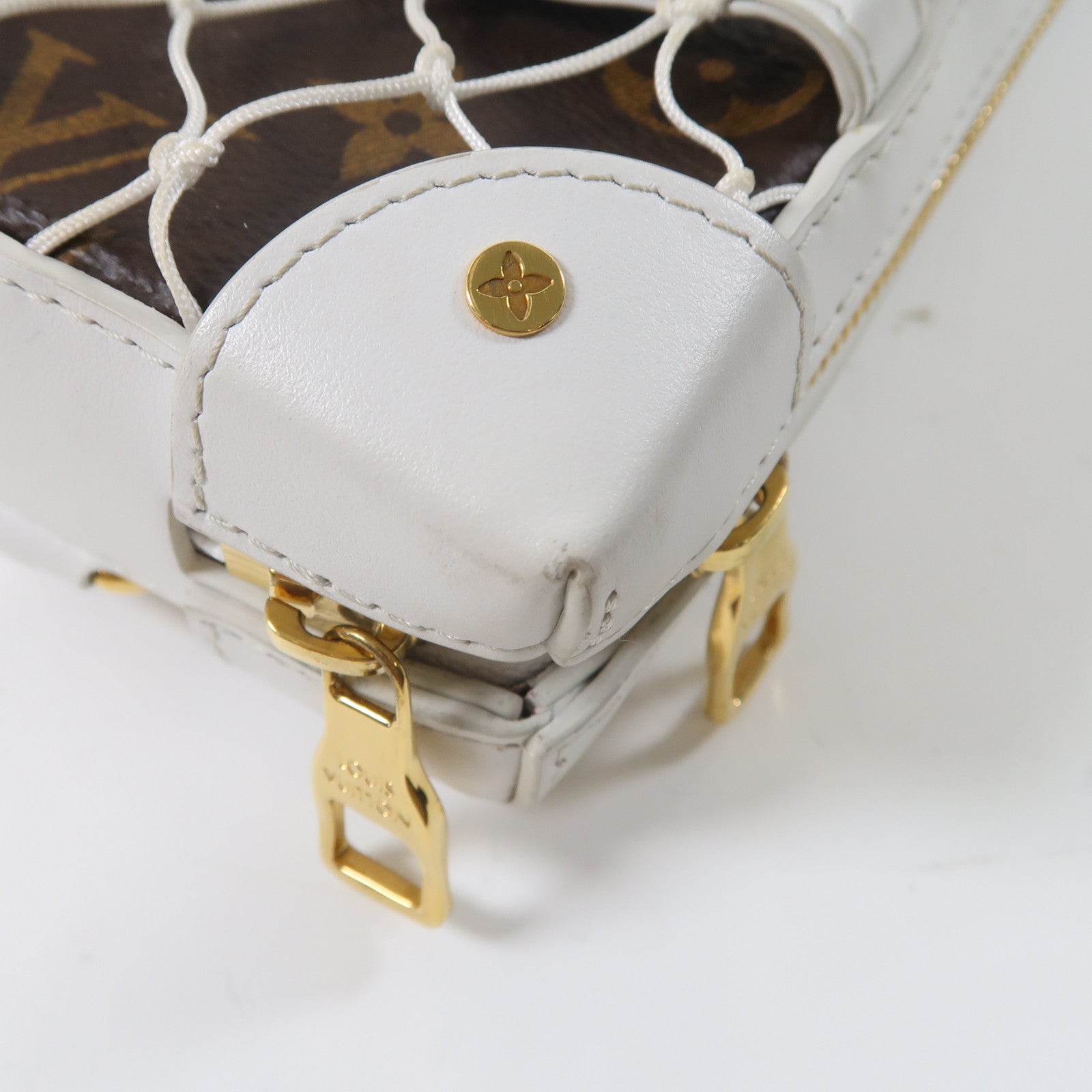 LOUIS VUITTON 【激減優惠】Monogram LVxNBA Soft Trunk金扣肩背袋啡色/白色