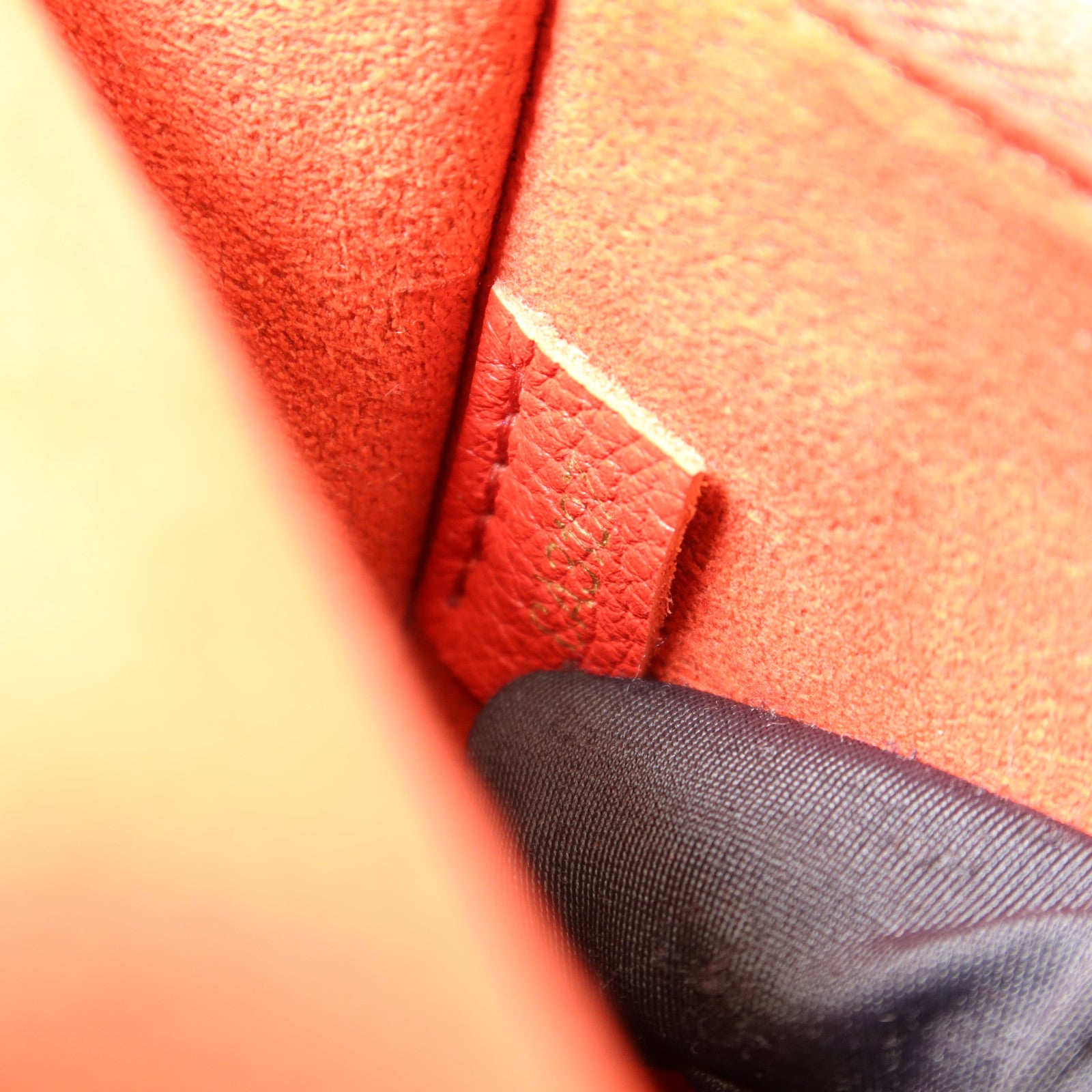 LOUIS VUITTON Monogram Victoire金扣鏈帶肩背袋