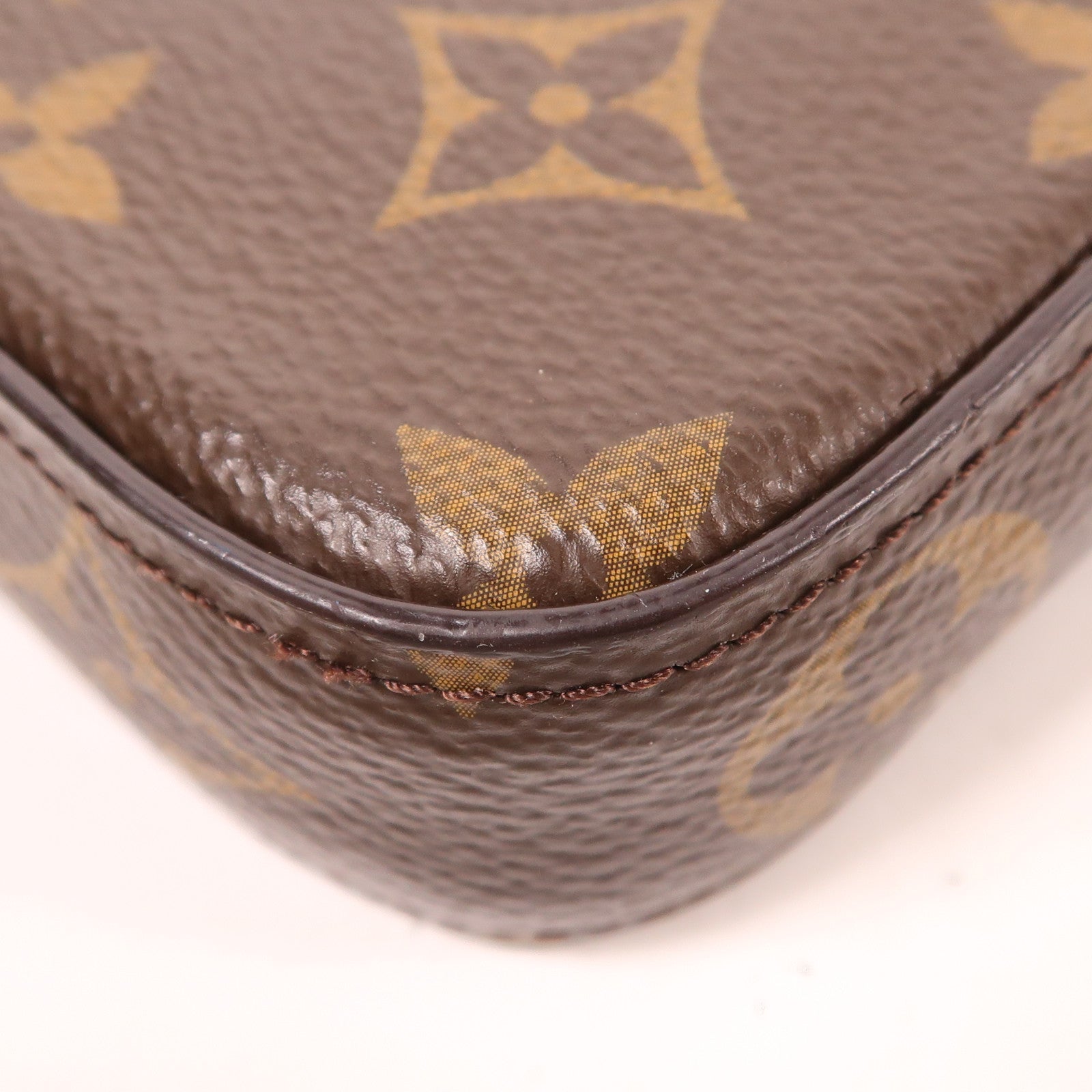 LOUIS VUITTON Monogram Pochette Felicie金扣鏈帶肩背袋