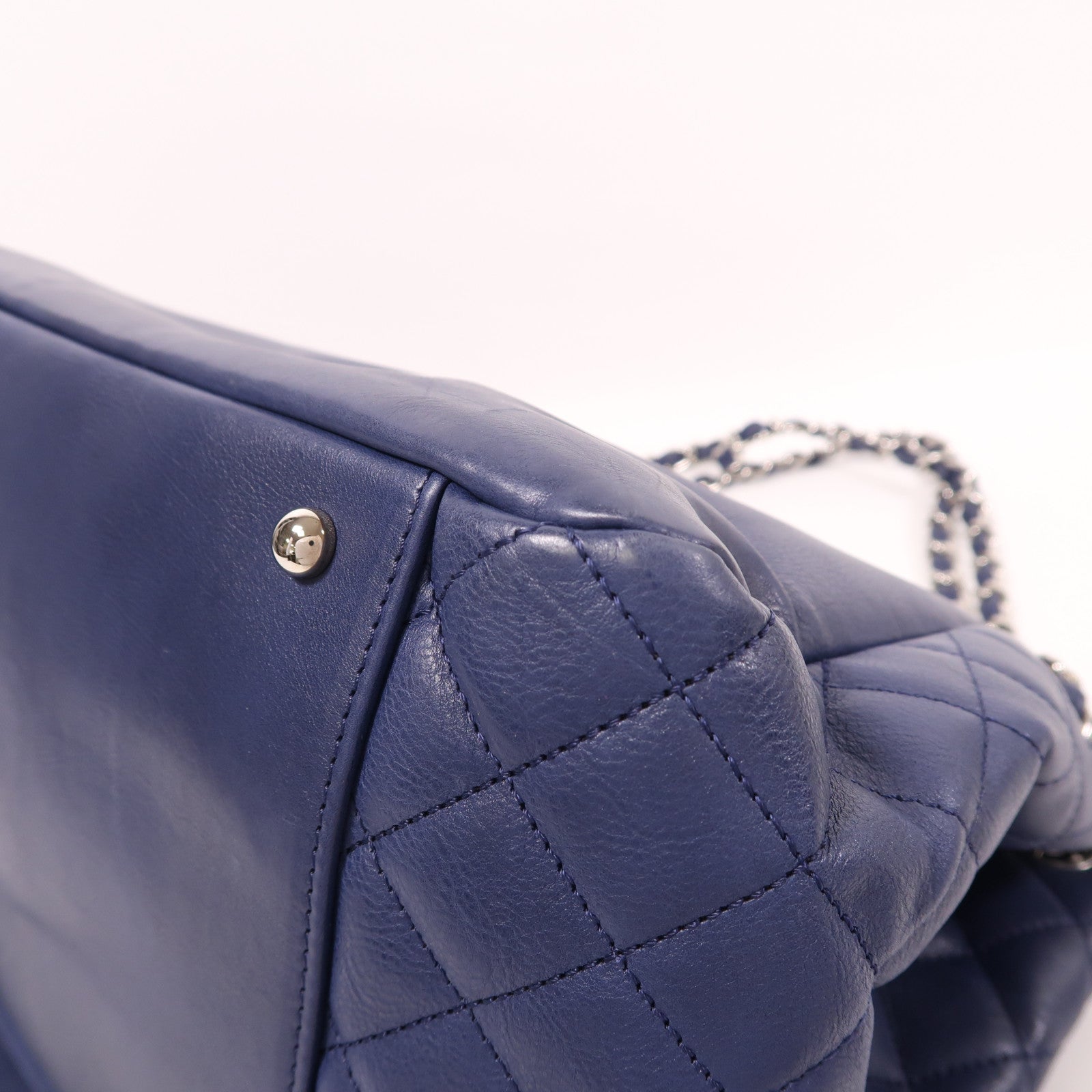 CHANEL 牛皮皮革Shoulder Bag銀扣鏈帶肩背袋