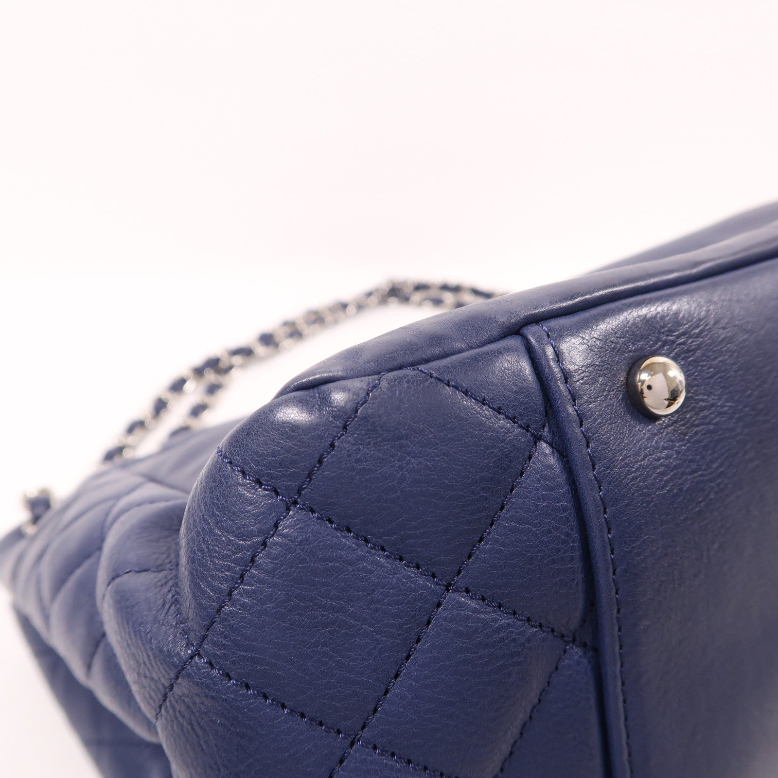 CHANEL 牛皮皮革Shoulder Bag銀扣鏈帶肩背袋