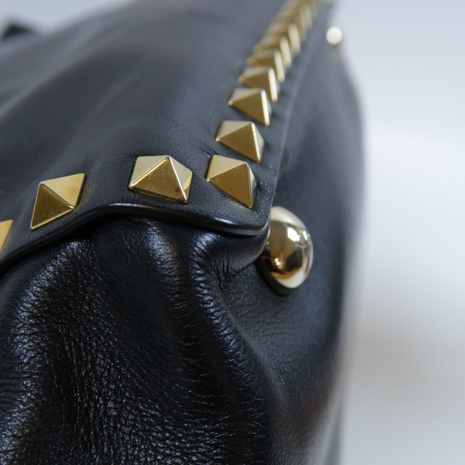 Valentino 牛皮皮革Rockstud Tote金扣手挽肩背兩用袋黑色
