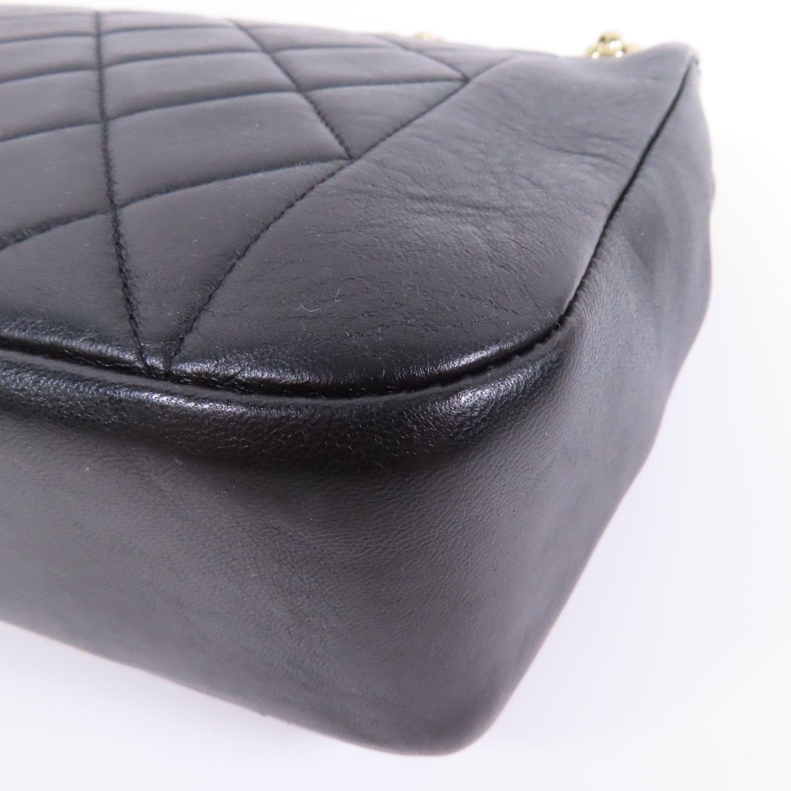 CHANEL 【激減優惠】菱格牛皮皮革Chain Shoulder金扣鏈帶肩背袋黑色