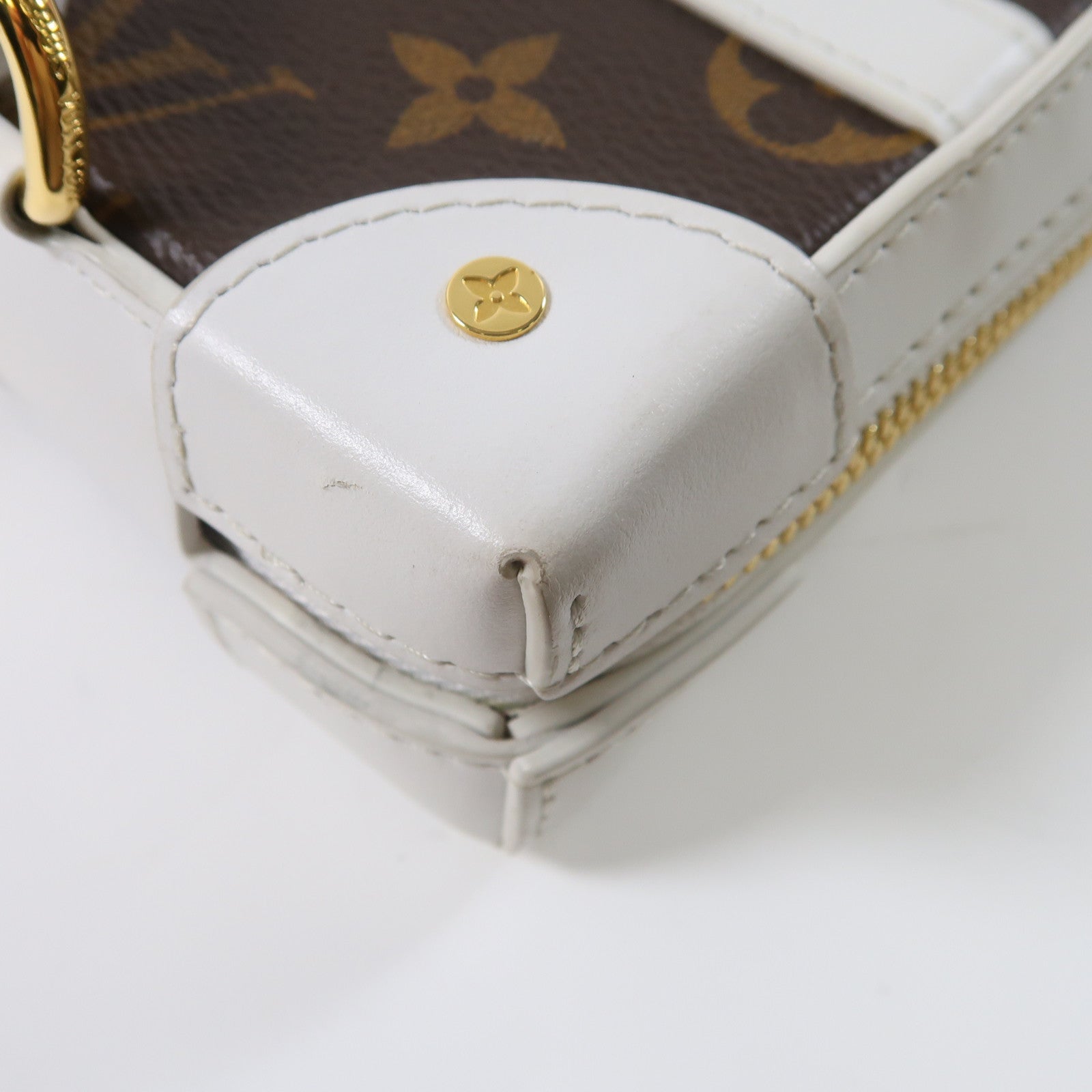 LOUIS VUITTON 【激減優惠】Monogram LVxNBA Soft Trunk金扣肩背袋啡色/白色