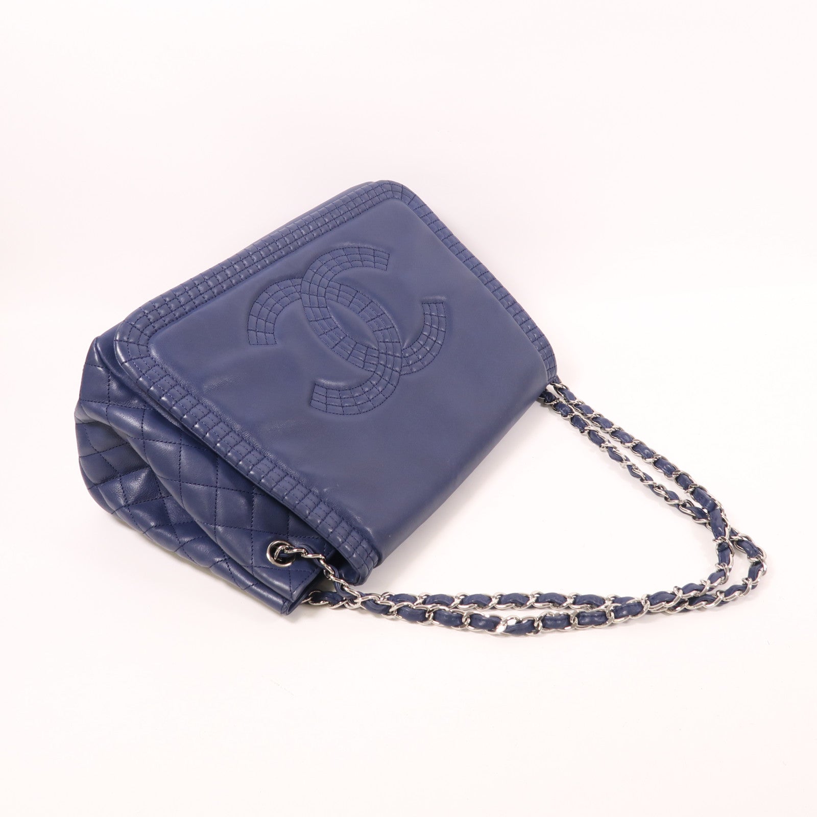 CHANEL 牛皮皮革Shoulder Bag銀扣鏈帶肩背袋