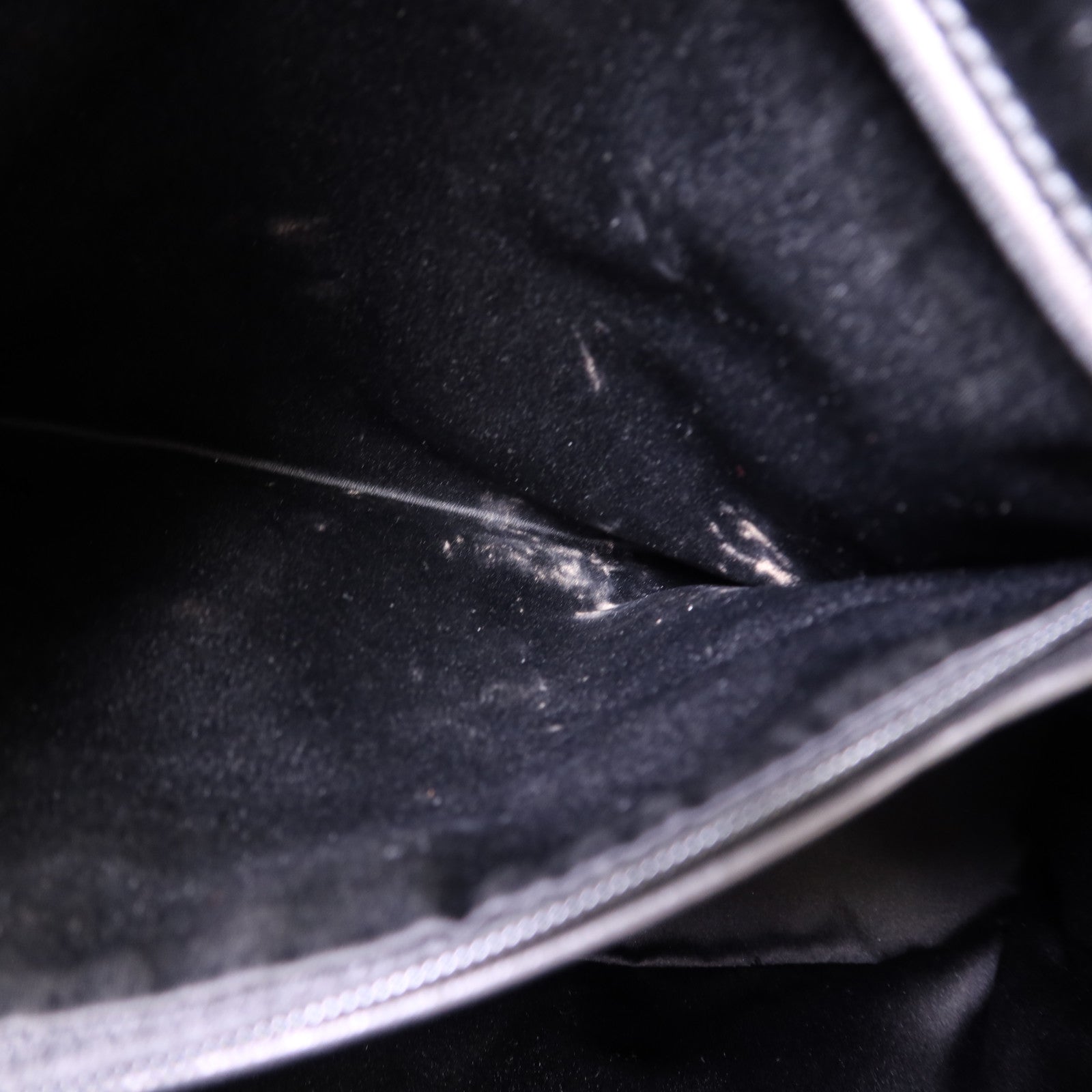 YVES SAINT LAURENT 漆皮皮革Shoulder Bag金扣肩背袋