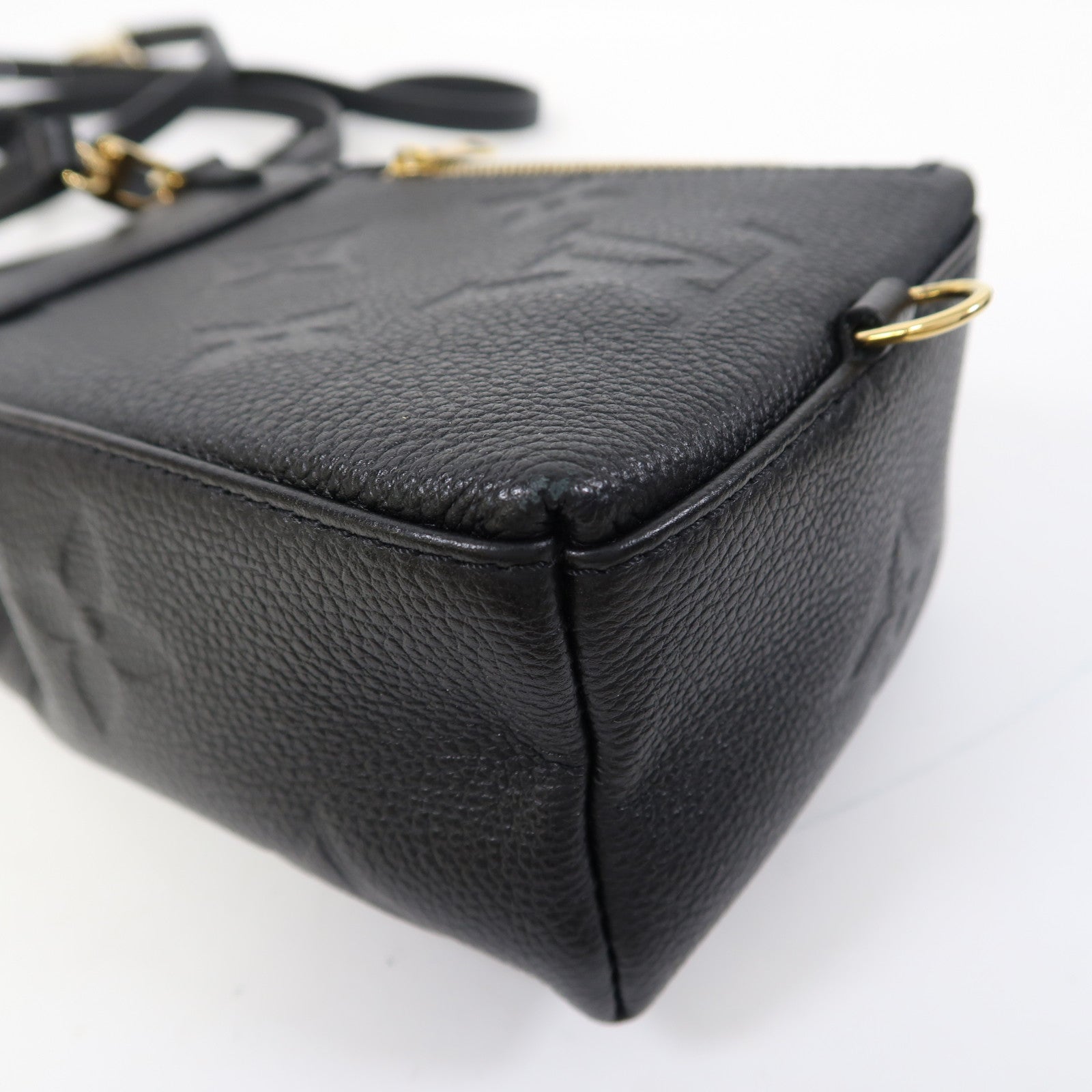 LOUIS VUITTON Monogram Empreinte Tiny Backpack金扣背包黑色