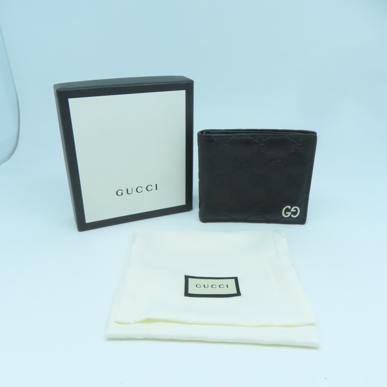GUCCI 【激減優惠】牛皮皮革Wallet銀扣錢包黑色