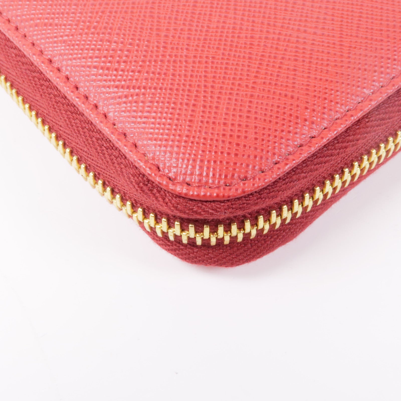 PRADA Saffiano皮革Long Wallet金扣長錢包