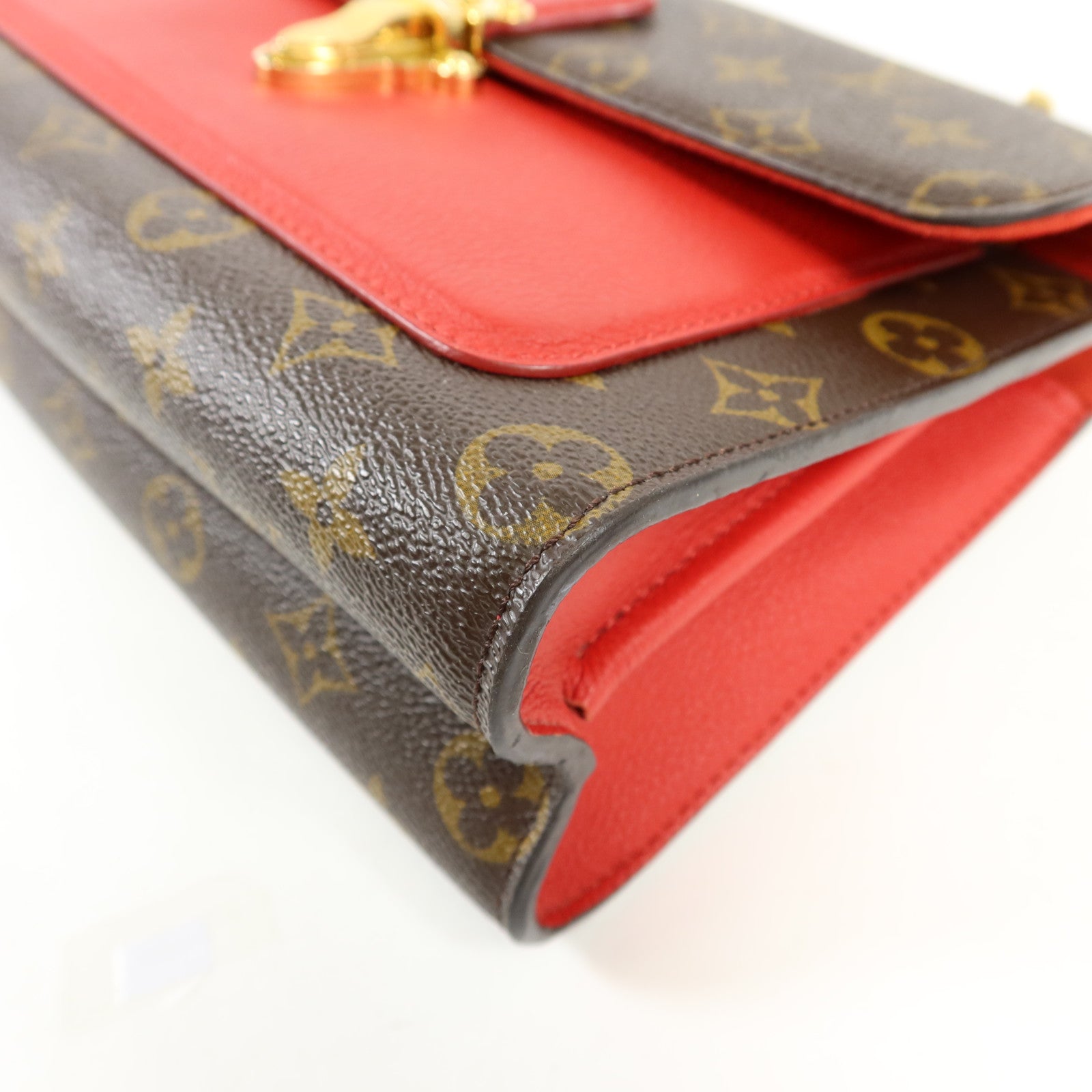 LOUIS VUITTON Monogram Victoire金扣鏈帶肩背袋