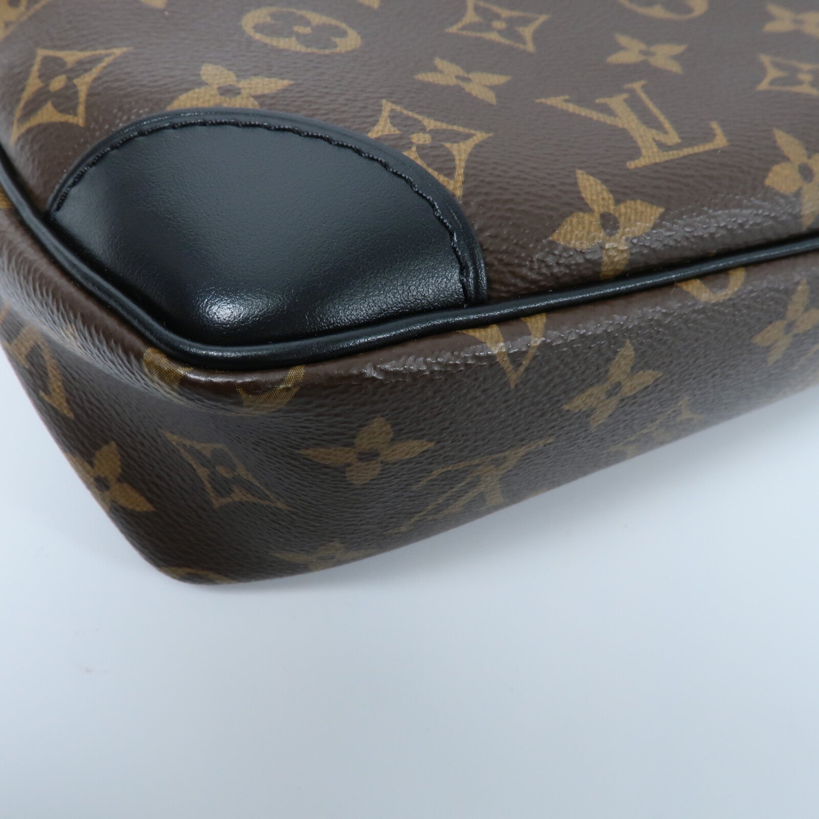 LOUIS VUITTON Monogram Odeon PM肩背袋