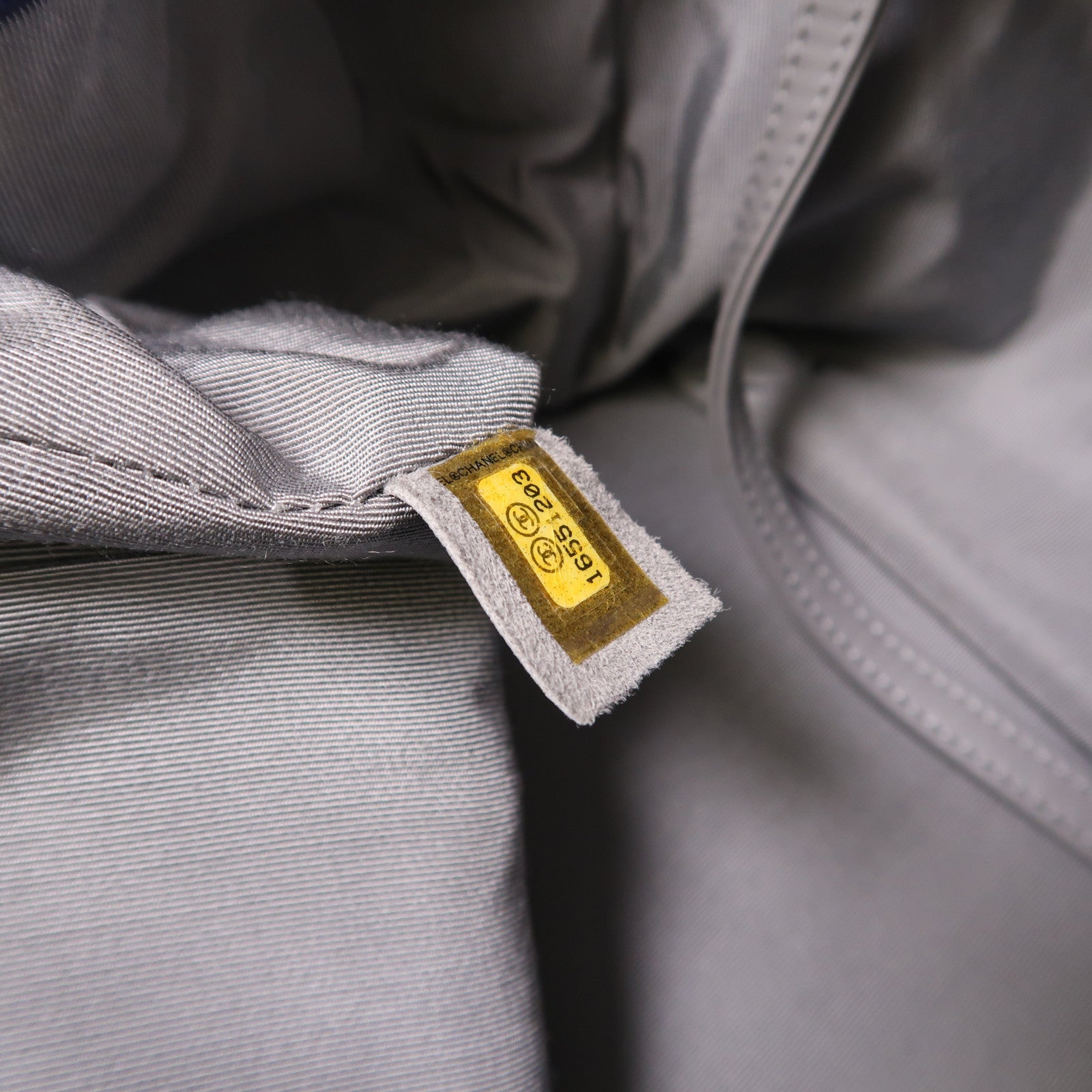 CHANEL 牛皮皮革Shoulder Bag銀扣鏈帶肩背袋