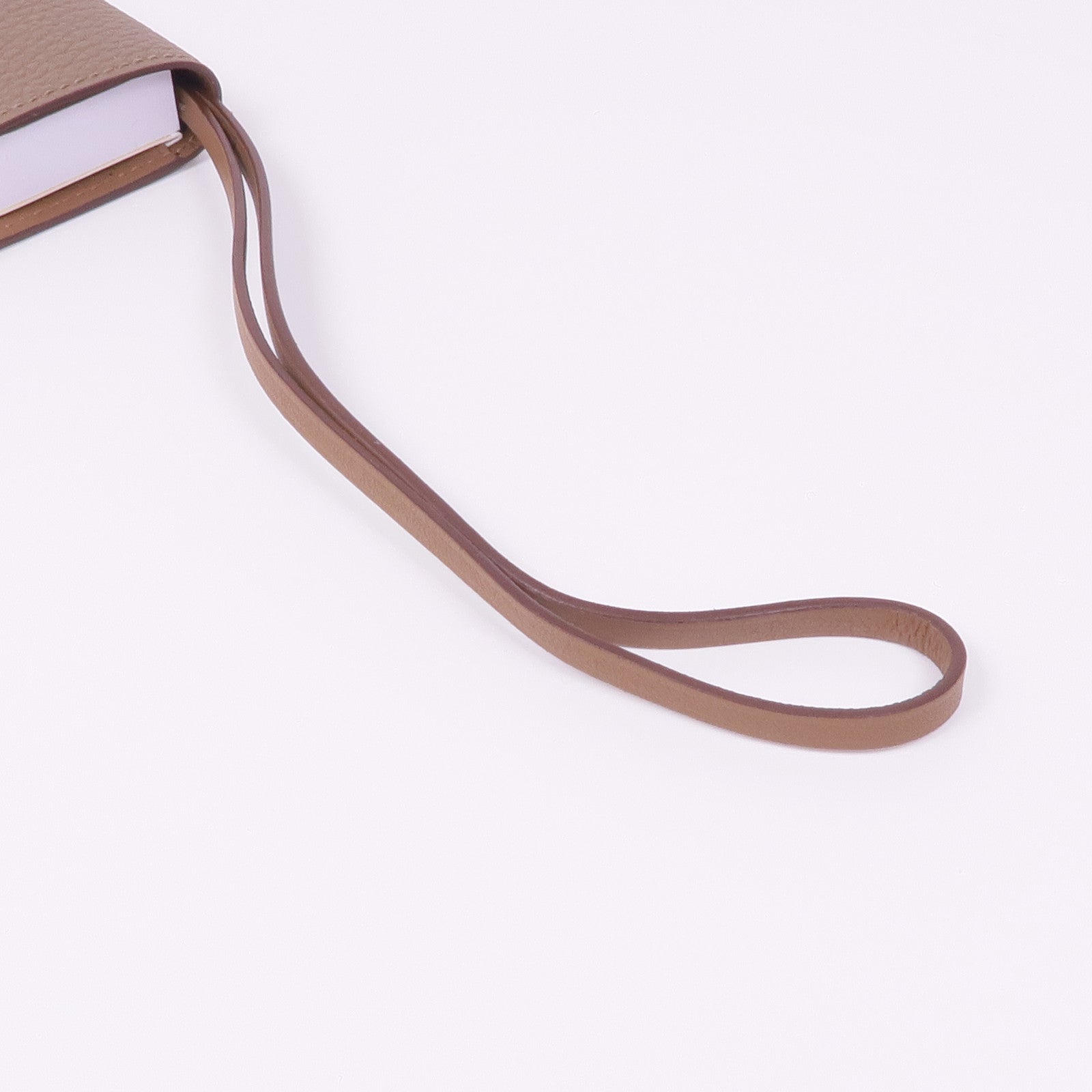 HERMES Clemence皮革Ulysse Nano Memo Pack Bag Charm銀扣掛飾Etoupe