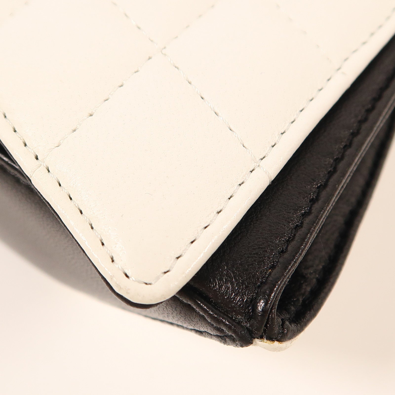 CHANEL 羊皮皮革Handbag銀扣手拿包