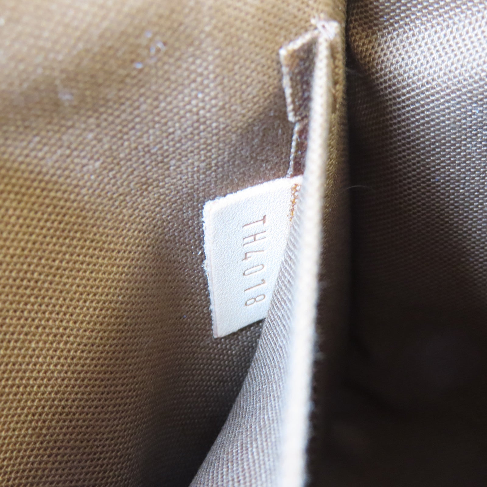 LOUIS VUITTON Monogram Sologne金扣肩背袋啡色
