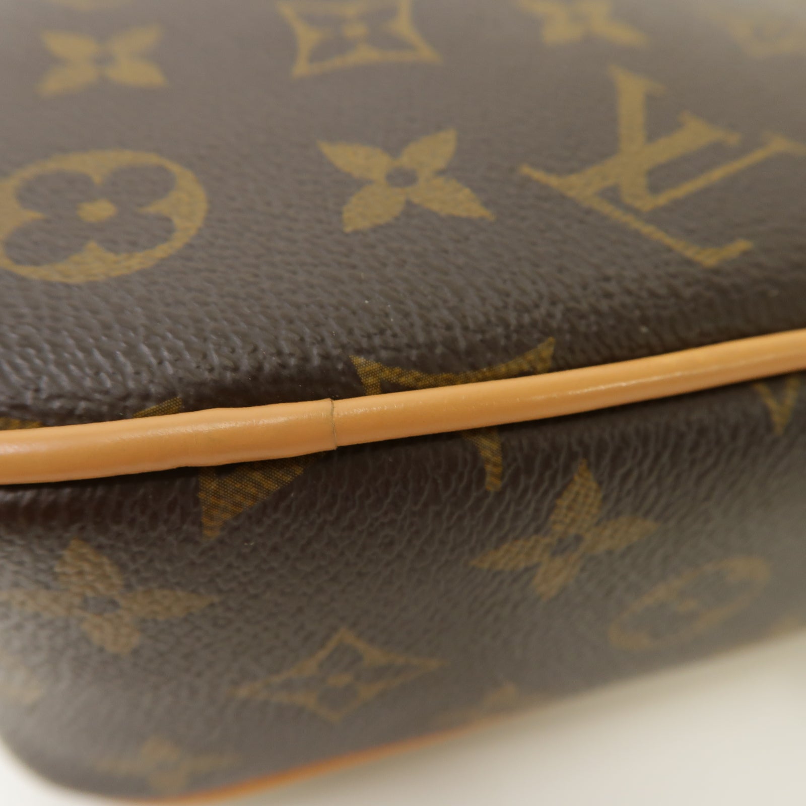 LOUIS VUITTON Monogram Game On Coeur金扣肩背袋啡色