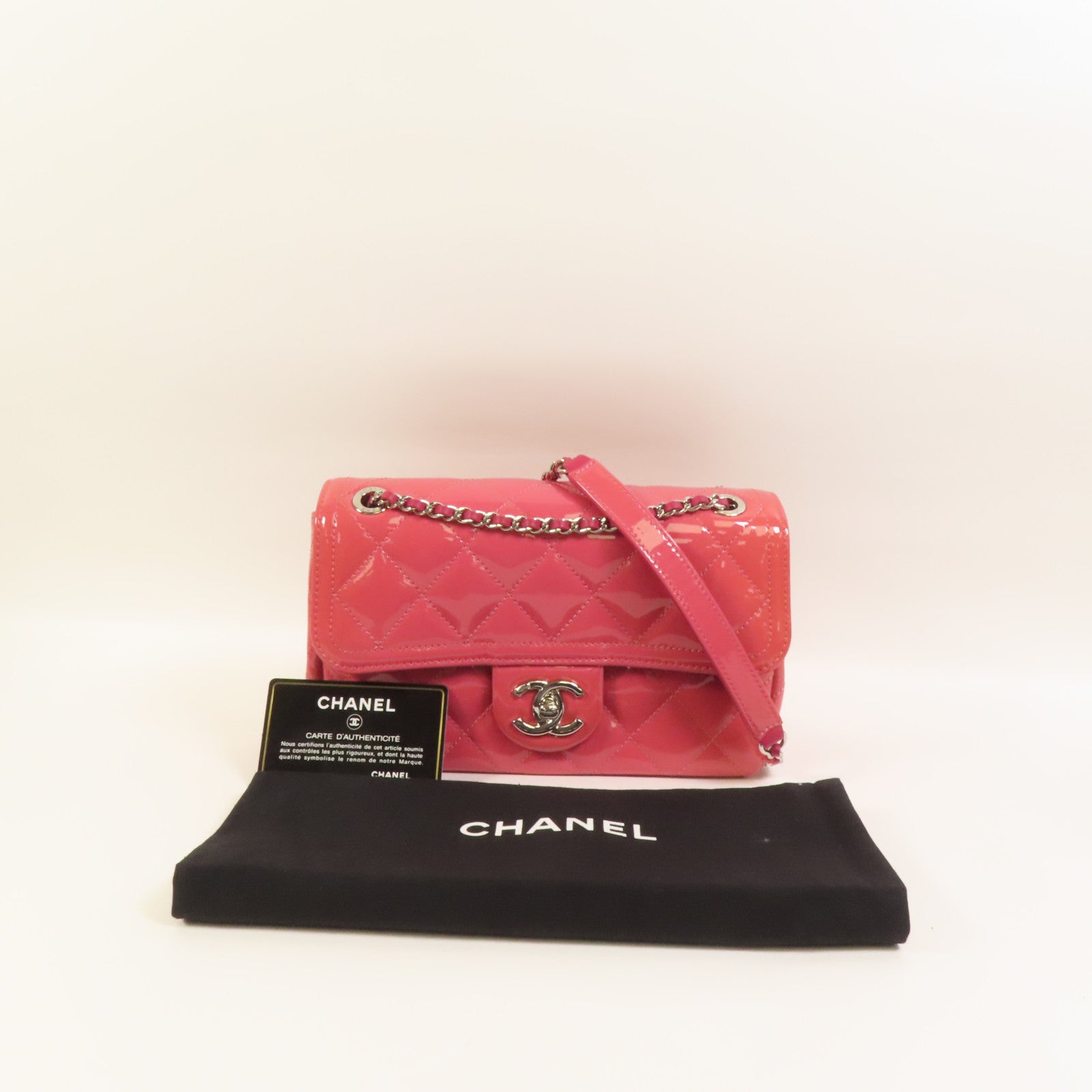 CHANEL 漆皮皮革Chain Shoulder銀扣鏈帶肩背袋