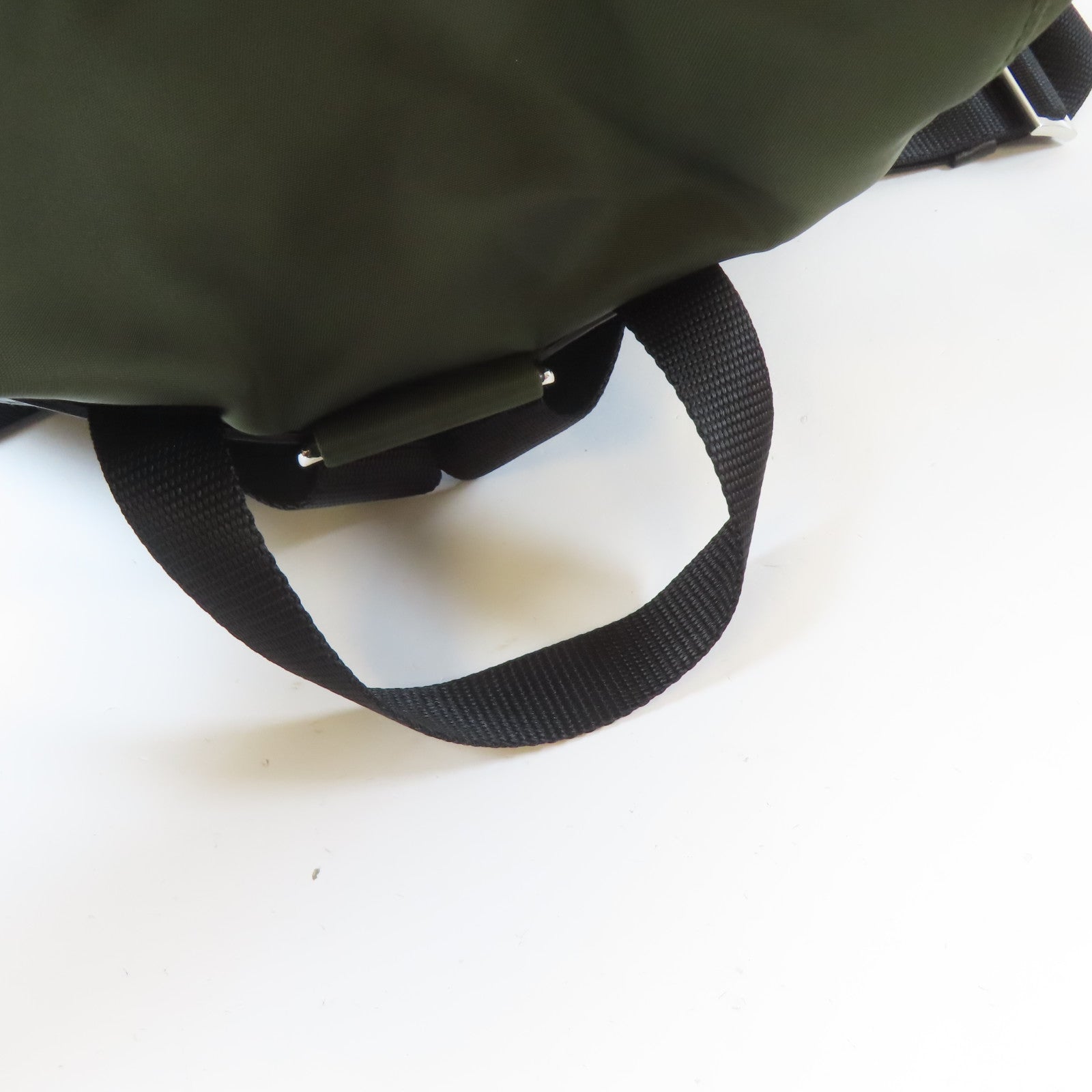 PRADA 尼龍Rucksack銀扣背包綠色