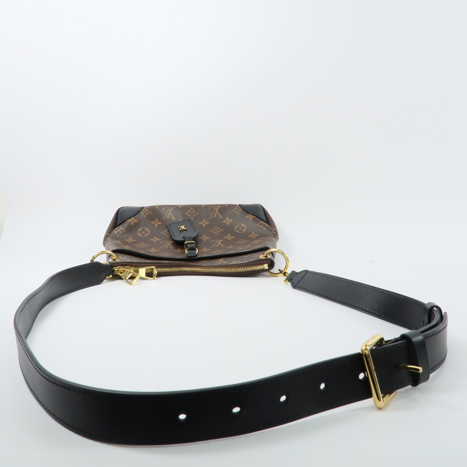 LOUIS VUITTON Monogram Odeon PM肩背袋