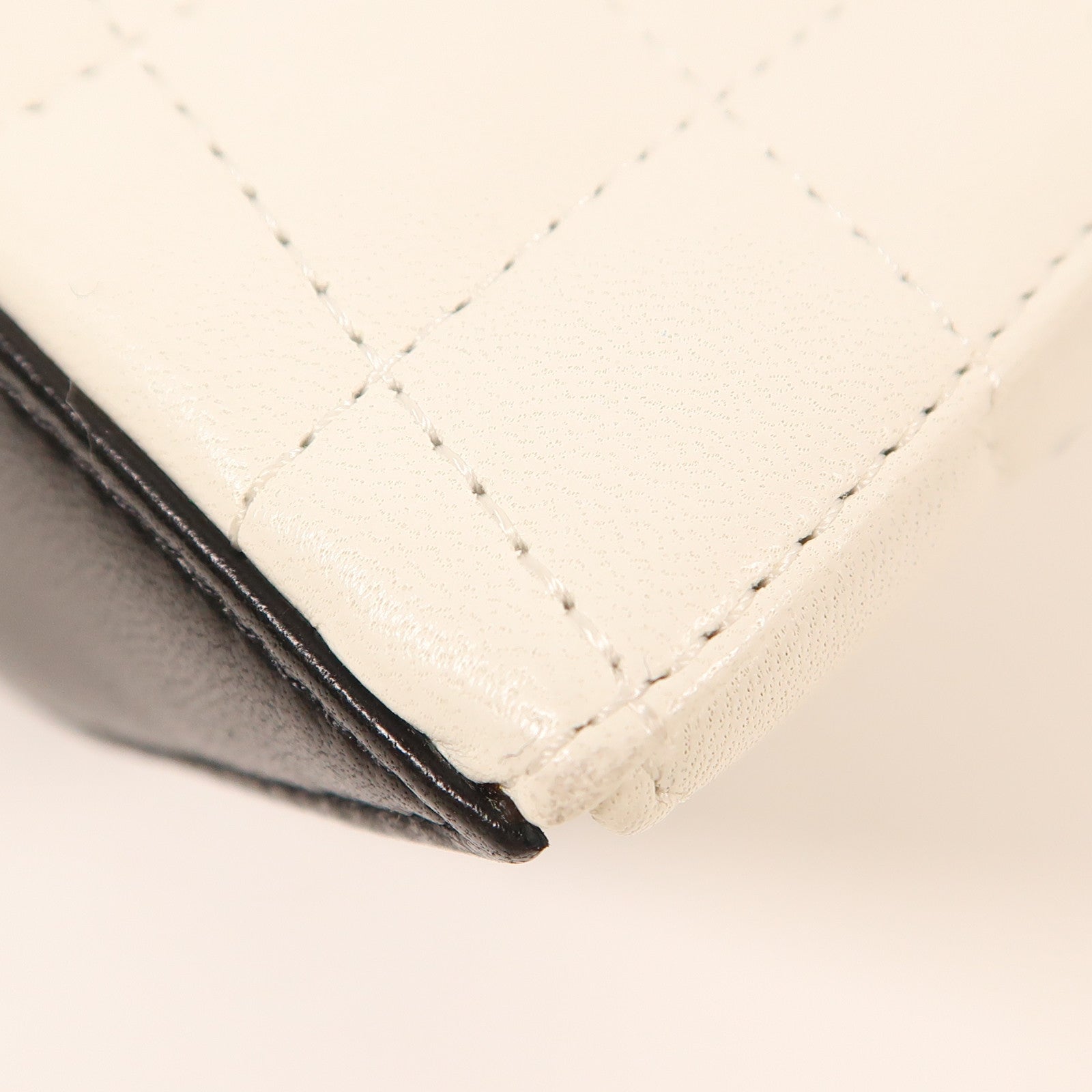 CHANEL 羊皮皮革Handbag銀扣手拿包