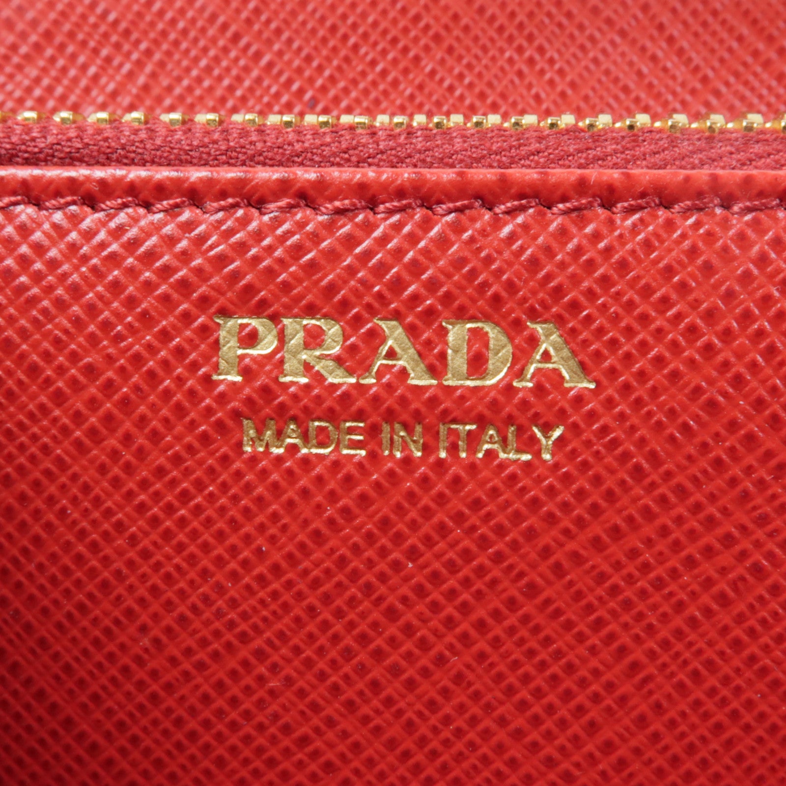 PRADA 【激減優惠】Saffiano皮革Long Wallet金扣長錢包