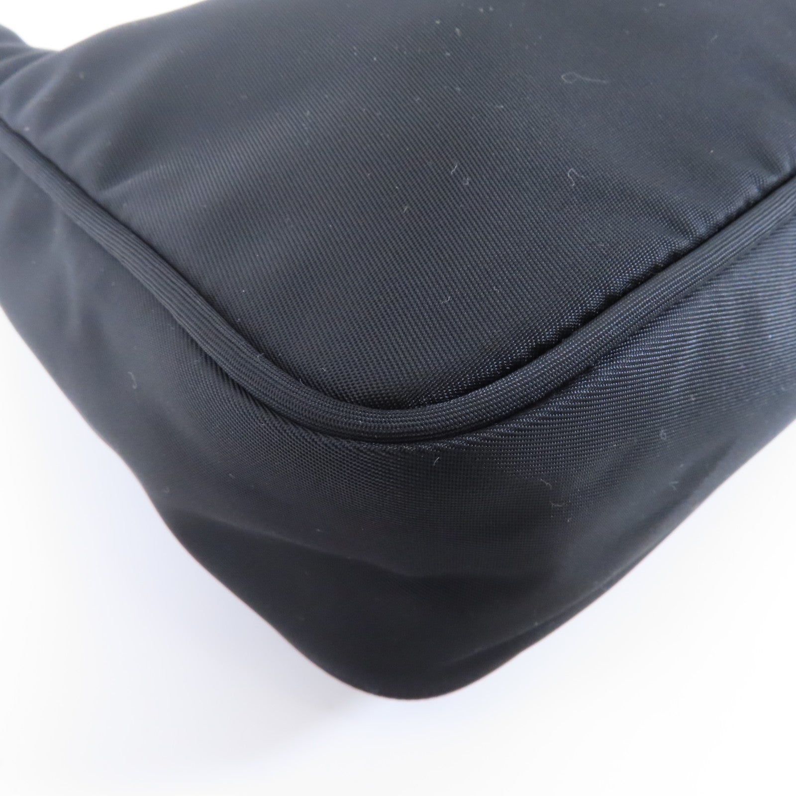 PRADA 尼龍Shoulder Bag銀扣肩背袋黑色