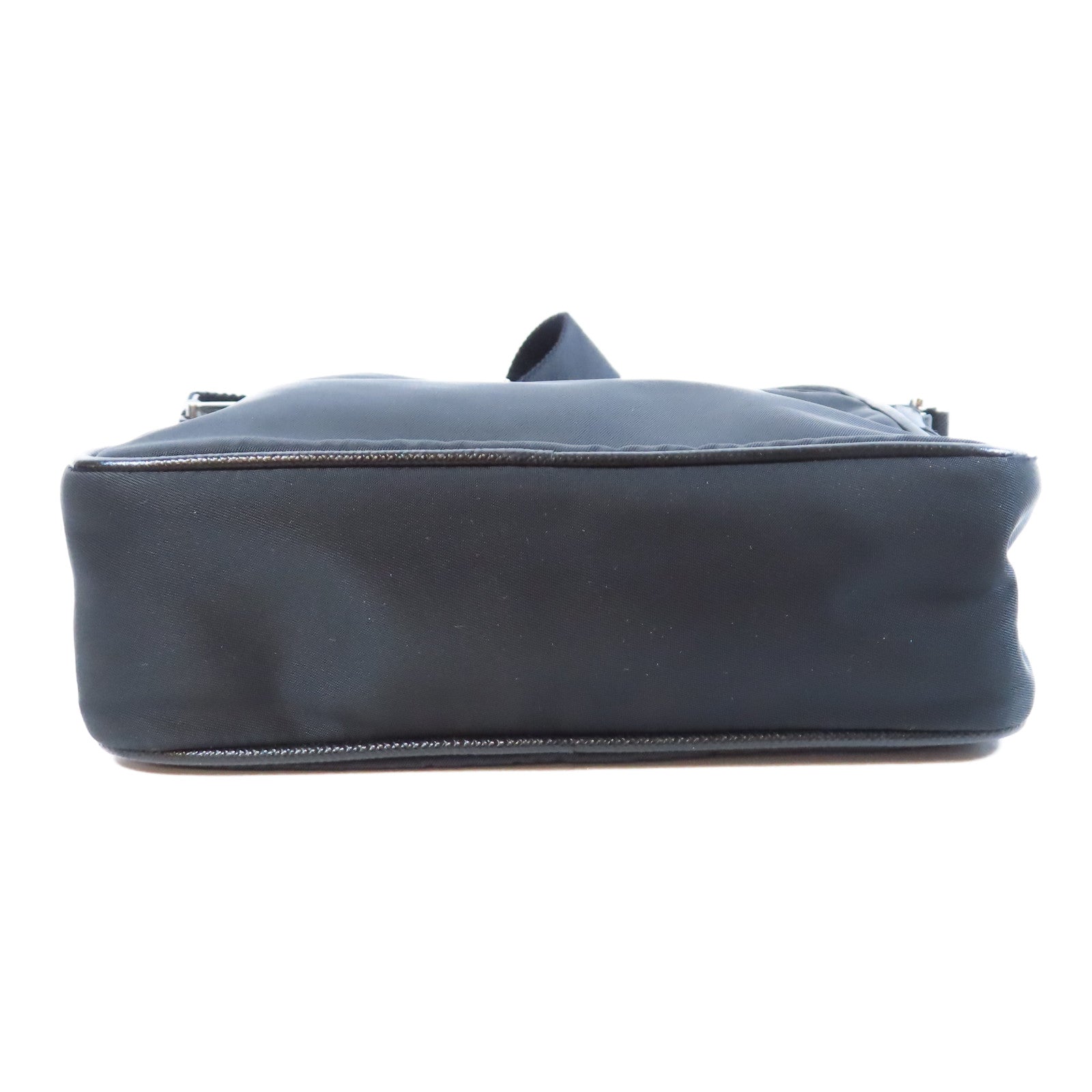 PRADA 【激減優惠】尼龍Shoulder Bag銀扣肩背袋黑色