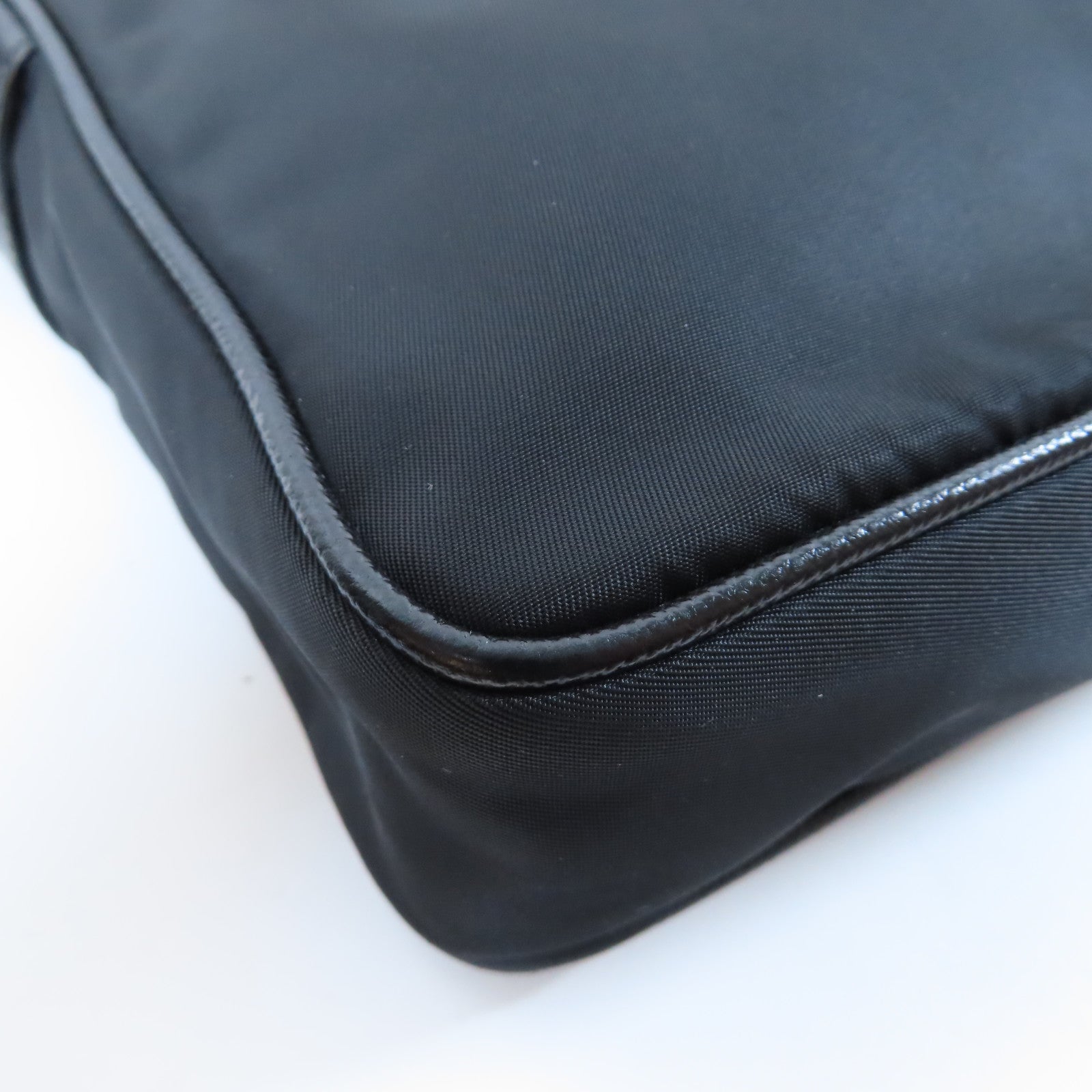 PRADA 【激減優惠】尼龍Shoulder Bag銀扣肩背袋黑色