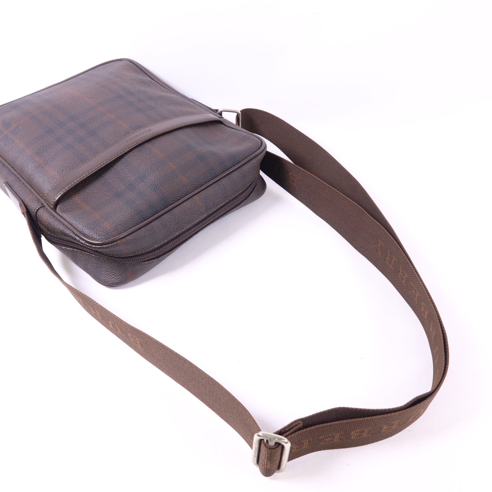 BURBERRY 塗層帆布Shoulder Bag銀扣肩背袋