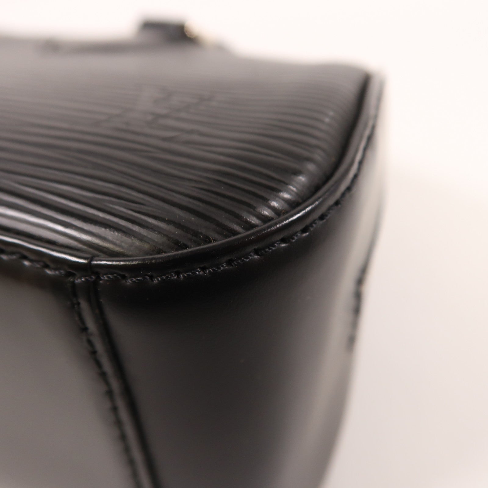 LOUIS VUITTON Epi Jasmin銀扣手挽袋