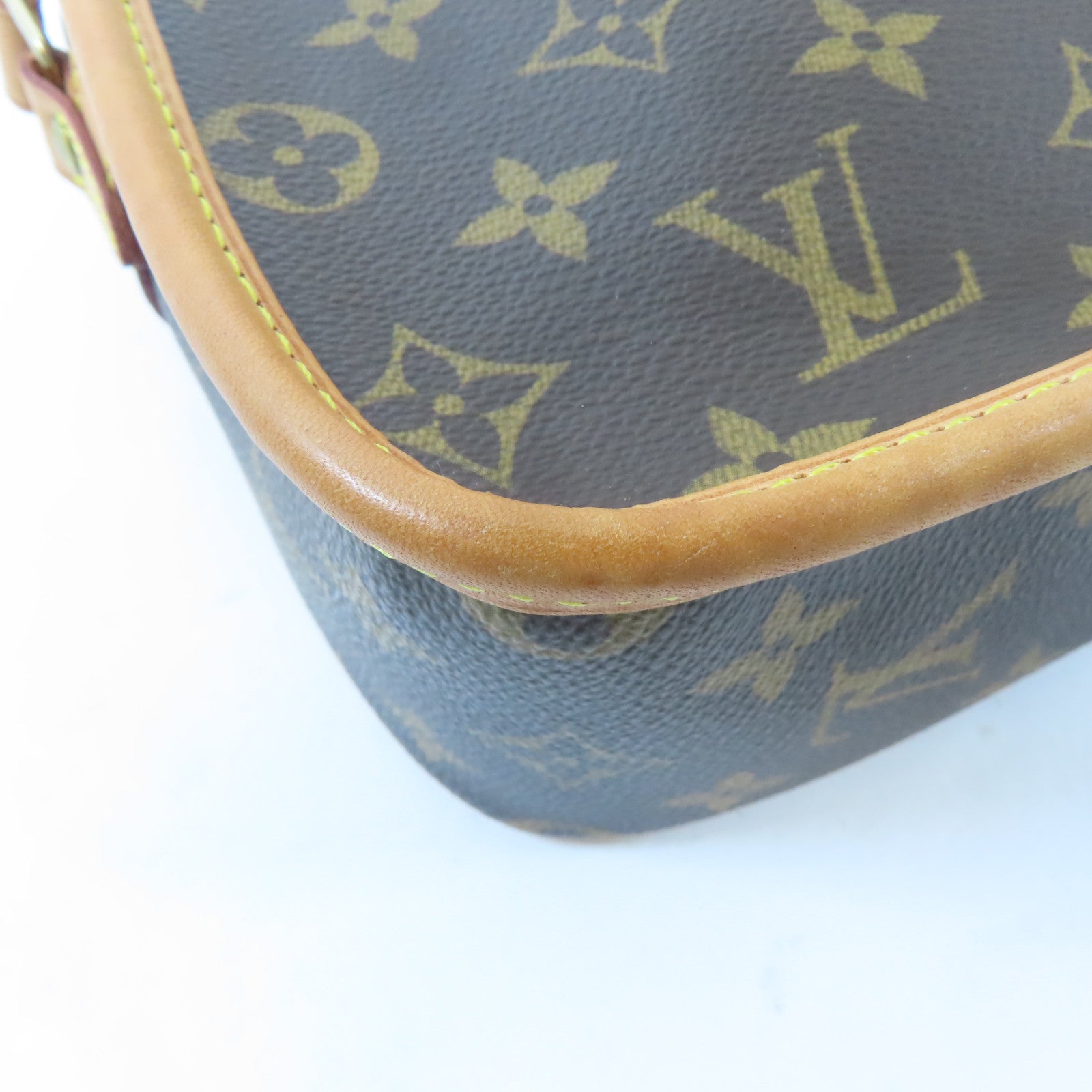 LOUIS VUITTON Monogram Sologne金扣肩背袋啡色