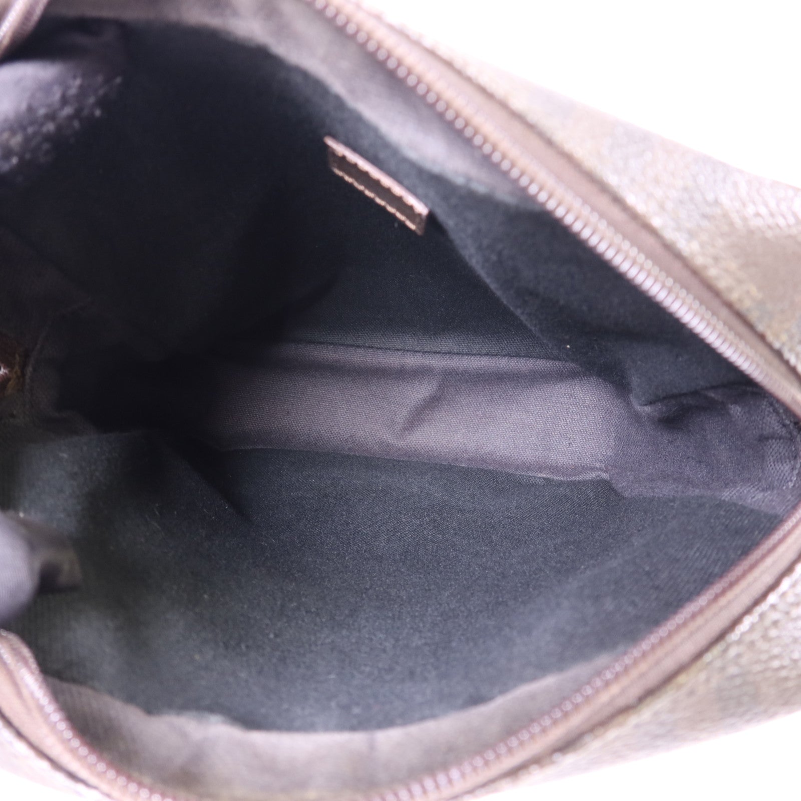 BURBERRY 塗層帆布Shoulder Bag銀扣肩背袋