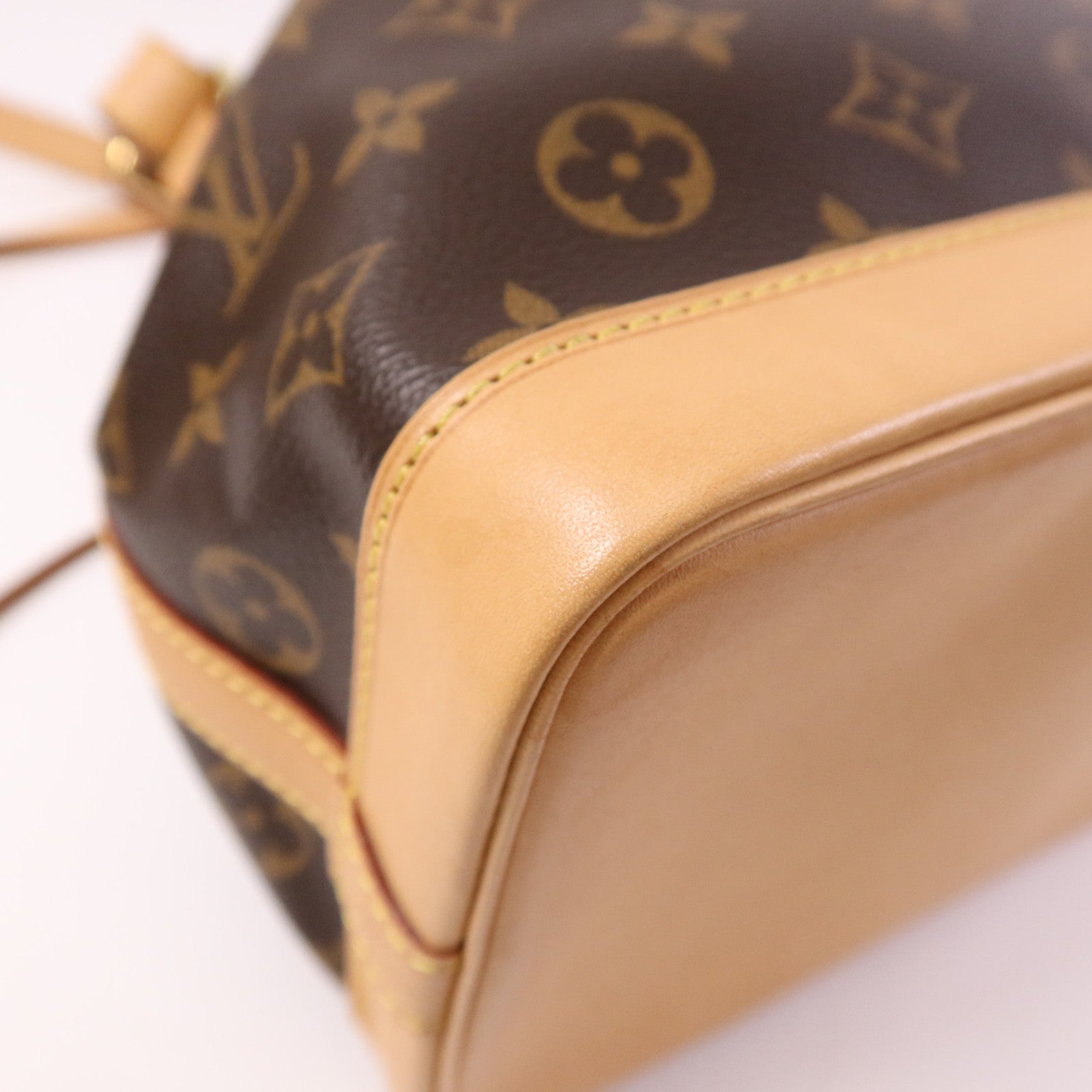 LOUIS VUITTON Monogram Noe BB金扣肩背袋