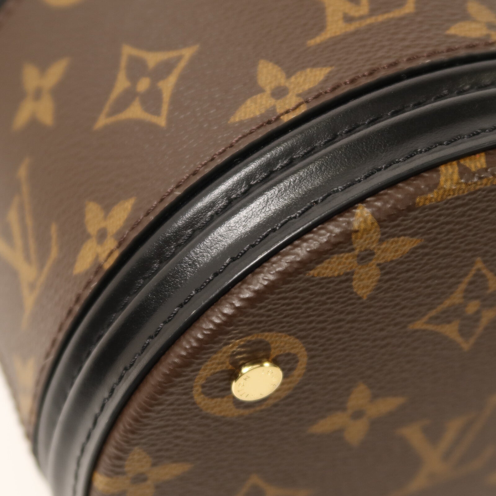 LOUIS VUITTON Monogram Canoe金扣鏈帶手挽肩背兩用袋
