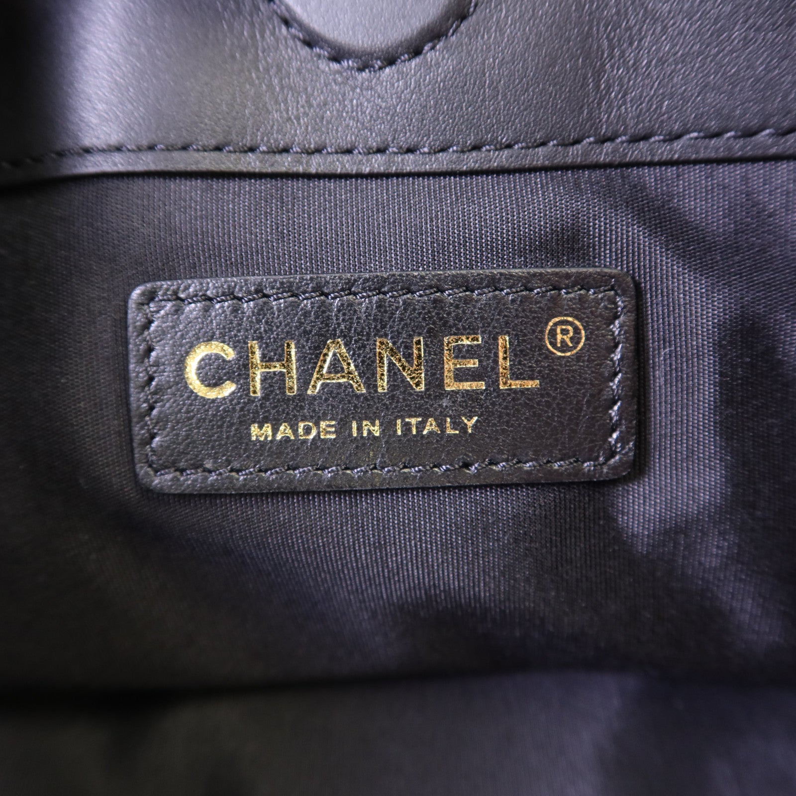 CHANEL 【激減優惠】牛皮皮革Matelasse Chain Shoulder金扣肩背袋