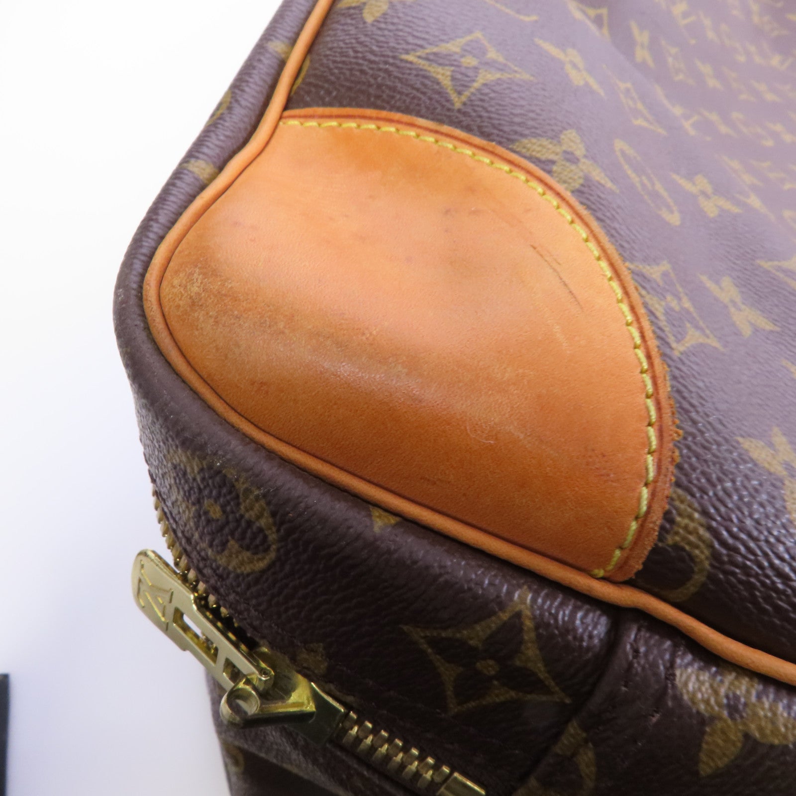 LOUIS VUITTON Monogram Sirius 70金扣波士頓包