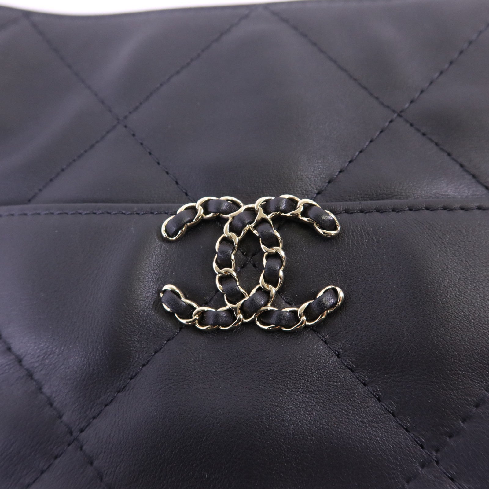 CHANEL 【激減優惠】牛皮皮革Matelasse Chain Shoulder金扣肩背袋