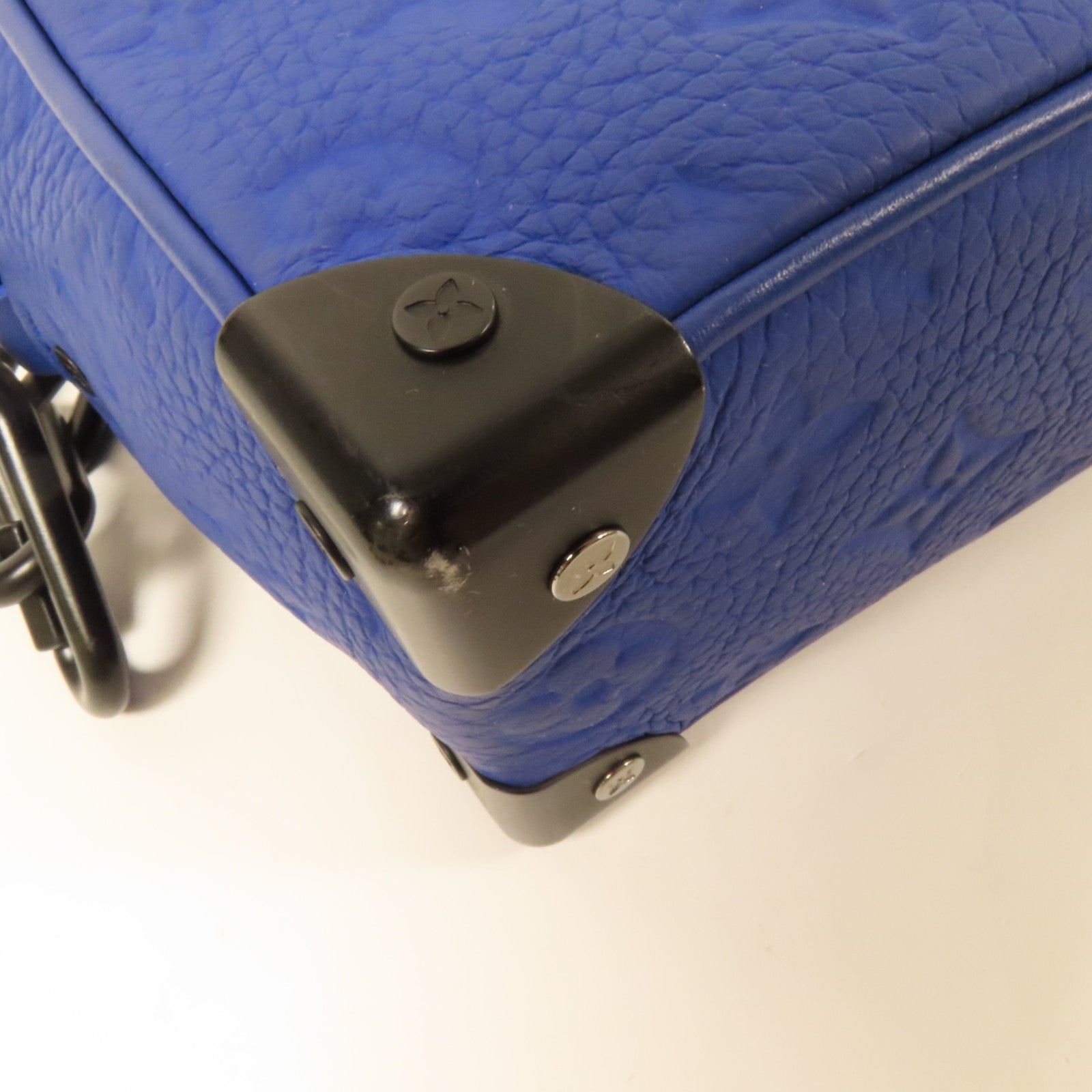 LOUIS VUITTON 【激減優惠】Monogram Empreinte Mini Soft Trunk肩背袋