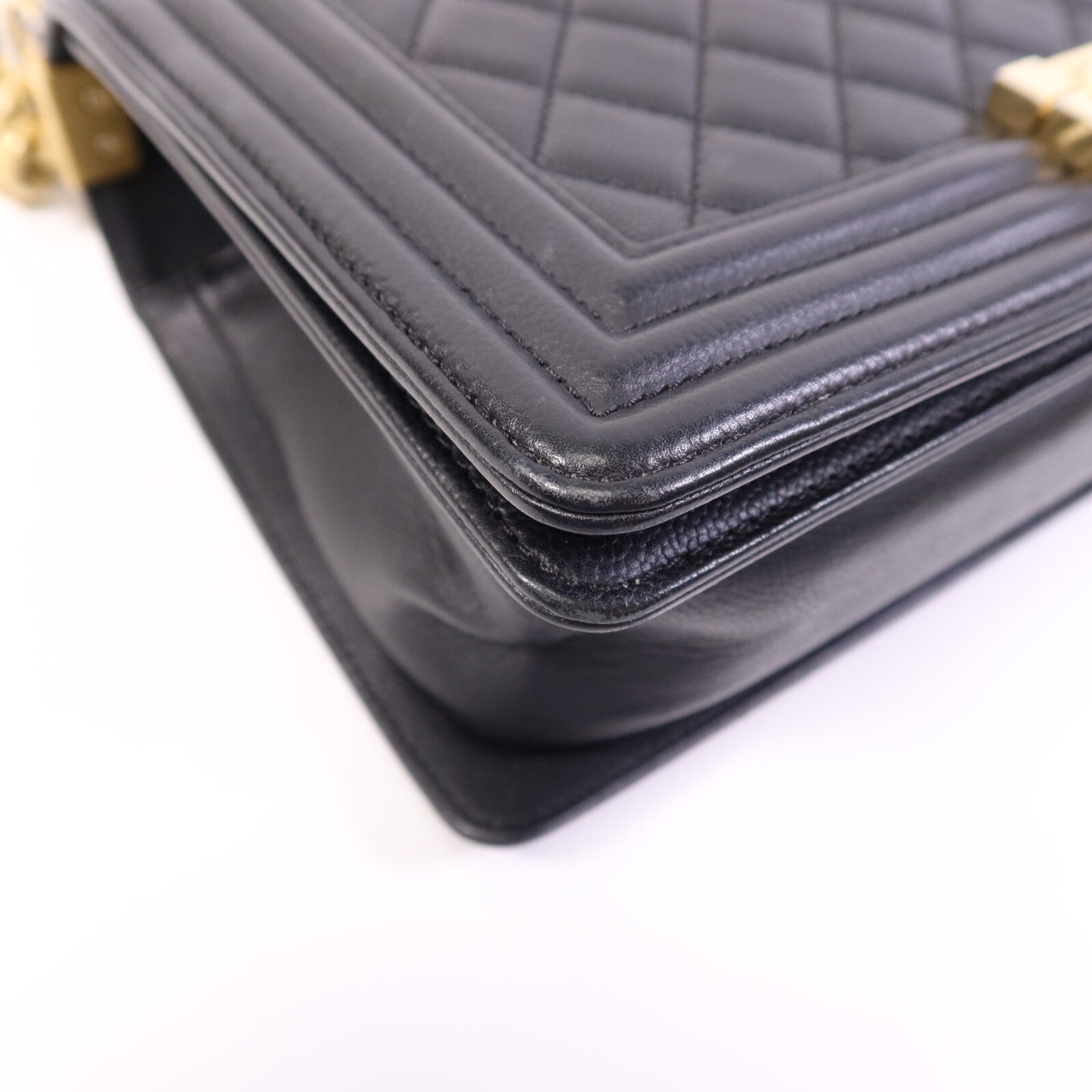 CHANEL 【激減優惠】牛皮皮革Boy 25金扣鏈帶肩背袋